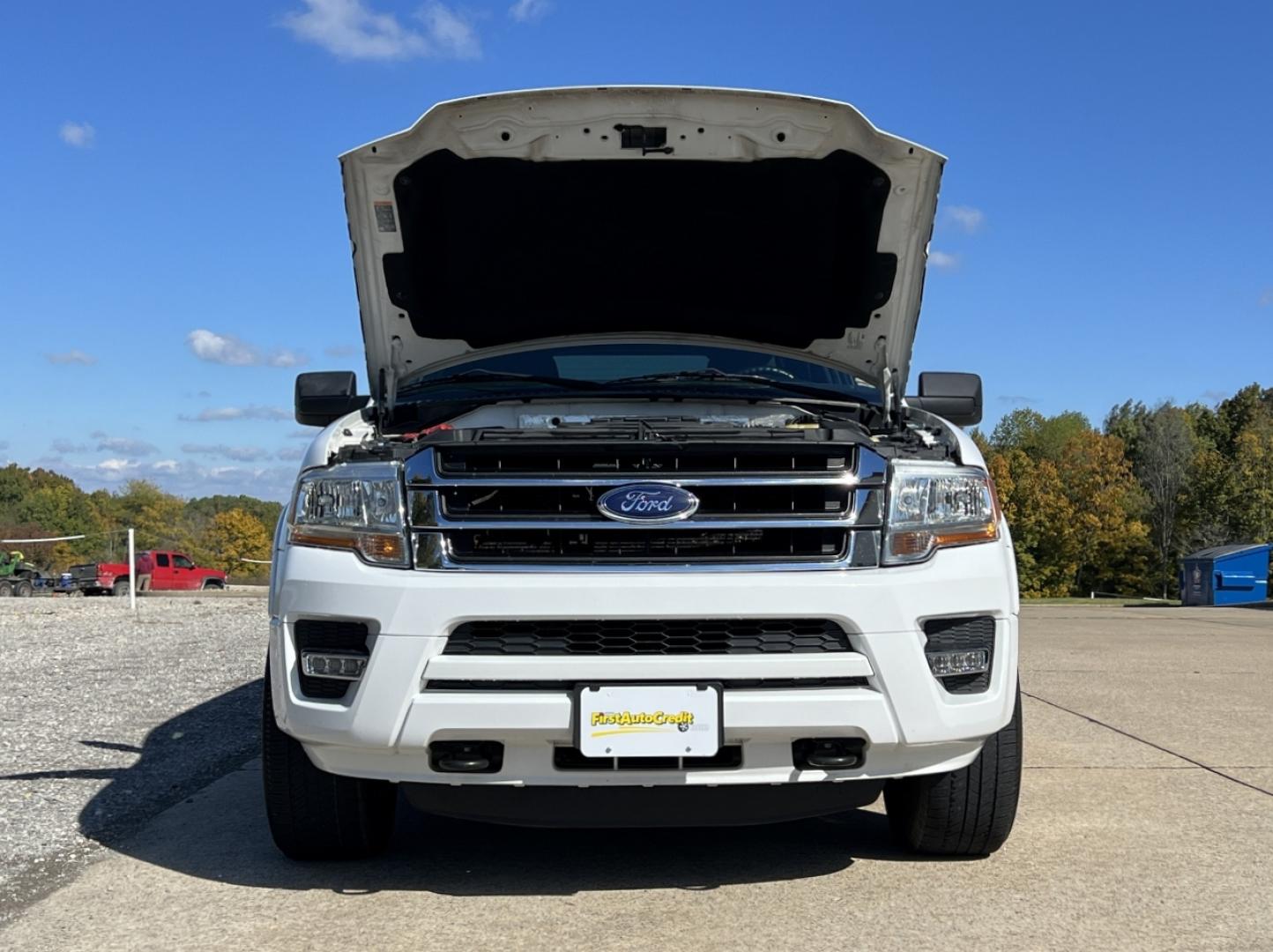 2017 WHITE /Black Cloth Ford Expedition XLT 4WD (1FMJU1JT6HE) with an 3.5L V6 engine, Automatic transmission, located at 506 S. Kingshighway, Cape Girardeau, MO, 63703, (573) 235-5000, 37.294991, -89.553635 - 2017 Ford Expedition XLT 146xxx miles 4 Wheel Drive 3.5L V6 Automatic 3rd Row Backup Camera Power Driver Seat Bluetooth Cruise Power Windows/Locks/Mirrors We have financing available and we accept trades! Fill out a credit application on our website or come by today! If you have any ques - Photo#31