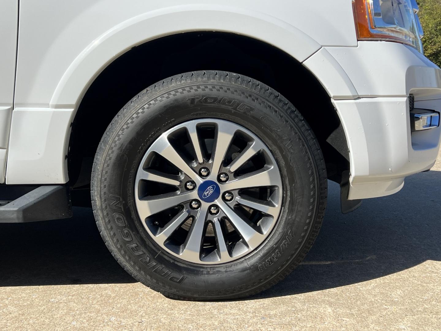 2017 WHITE /Black Cloth Ford Expedition XLT 4WD (1FMJU1JT6HE) with an 3.5L V6 engine, Automatic transmission, located at 506 S. Kingshighway, Cape Girardeau, MO, 63703, (573) 235-5000, 37.294991, -89.553635 - 2017 Ford Expedition XLT 146xxx miles 4 Wheel Drive 3.5L V6 Automatic 3rd Row Backup Camera Power Driver Seat Bluetooth Cruise Power Windows/Locks/Mirrors We have financing available and we accept trades! Fill out a credit application on our website or come by today! If you have any ques - Photo#37