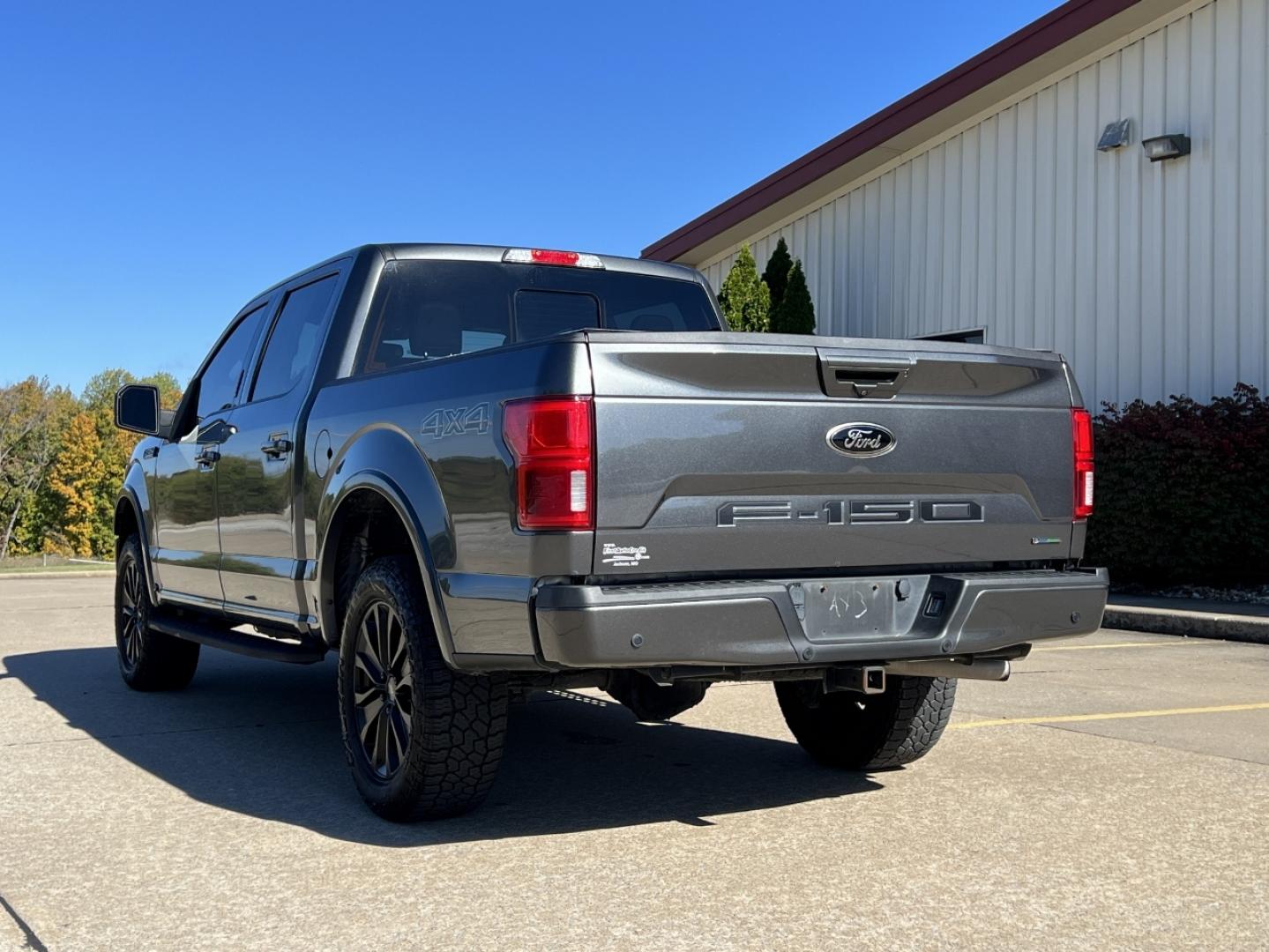 2020 GRAY /Black Leather Ford F-150 Lariat SuperCrew 6.5-ft. Bed 4WD (1FTEW1E44LF) with an 3.5L V6 TURBO engine, Automatic transmission, located at 2990 Old Orchard Rd., Jackson, MO, 63755, 37.354214, -89.612106 - 2020 Ford F-150 Lariat 134xxx miles 4x4 3.5L V6 Automatic Leather Navigation Power/Heated/Cooled Seats Heated Rear Seats Backup Camera Sunroof Bluetooth Remote Start Cruise Power Windows/Locks/Mirrors We have financing available and we accept trades! Fill out a credit application on o - Photo#14