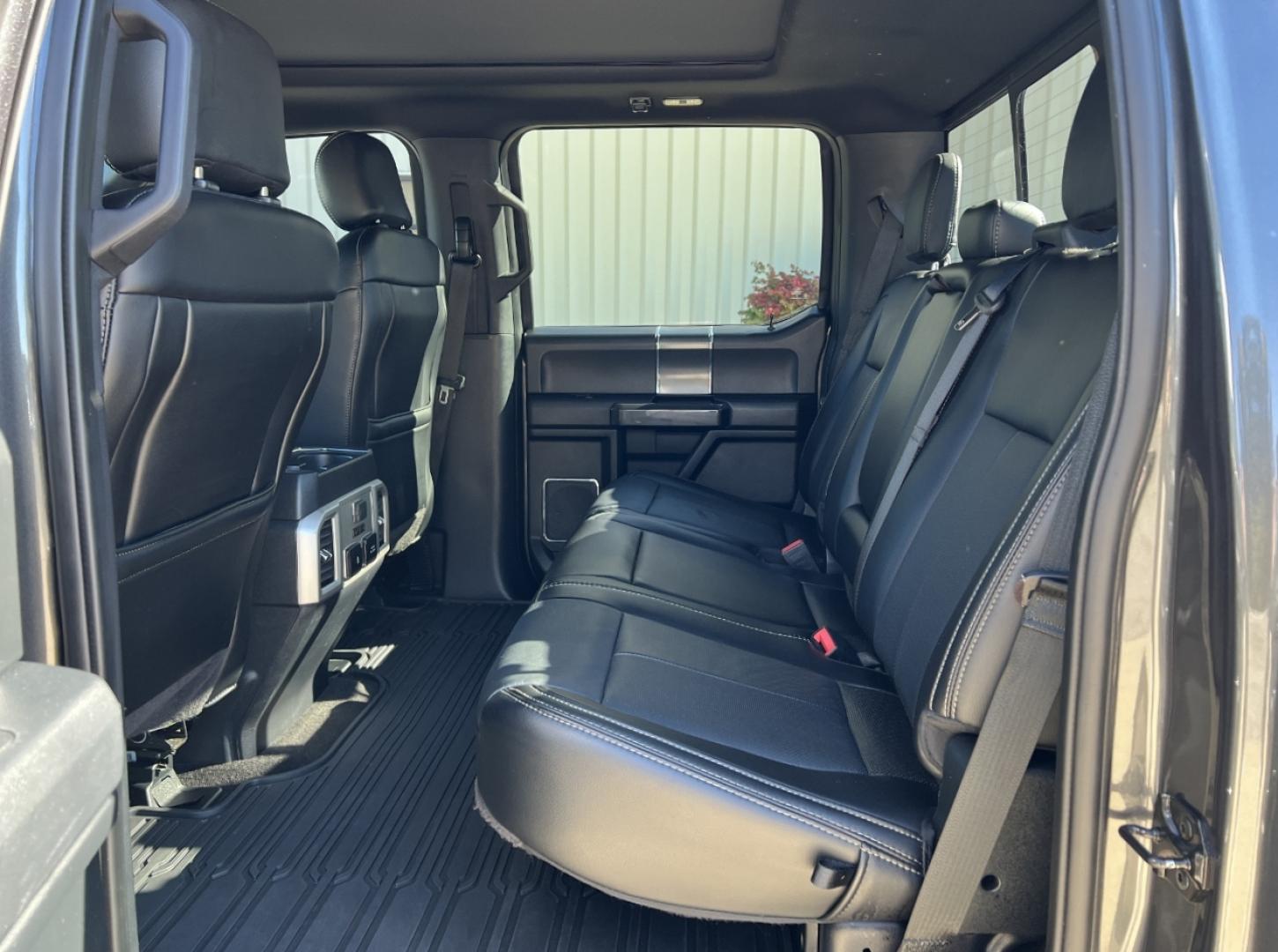 2020 GRAY /Black Leather Ford F-150 Lariat SuperCrew 6.5-ft. Bed 4WD (1FTEW1E44LF) with an 3.5L V6 TURBO engine, Automatic transmission, located at 2990 Old Orchard Rd., Jackson, MO, 63755, 37.354214, -89.612106 - 2020 Ford F-150 Lariat 134xxx miles 4x4 3.5L V6 Automatic Leather Navigation Power/Heated/Cooled Seats Heated Rear Seats Backup Camera Sunroof Bluetooth Remote Start Cruise Power Windows/Locks/Mirrors We have financing available and we accept trades! Fill out a credit application on o - Photo#20