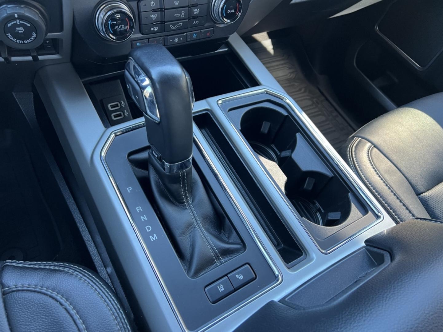 2020 GRAY /Black Leather Ford F-150 Lariat SuperCrew 6.5-ft. Bed 4WD (1FTEW1E44LF) with an 3.5L V6 TURBO engine, Automatic transmission, located at 2990 Old Orchard Rd., Jackson, MO, 63755, 37.354214, -89.612106 - 2020 Ford F-150 Lariat 134xxx miles 4x4 3.5L V6 Automatic Leather Navigation Power/Heated/Cooled Seats Heated Rear Seats Backup Camera Sunroof Bluetooth Remote Start Cruise Power Windows/Locks/Mirrors We have financing available and we accept trades! Fill out a credit application on o - Photo#29