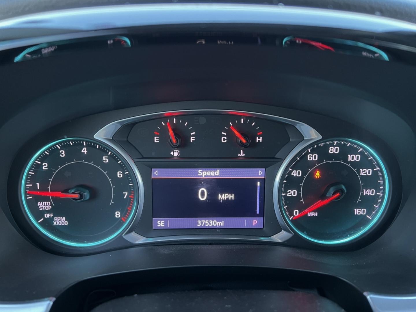 2021 SILVER /Black Cloth Chevrolet Traverse LT FWD (1GNERGKW4MJ) with an 3.6L V6 DOHC 24V engine, Automatic transmission, located at 506 S. Kingshighway, Cape Girardeau, MO, 63703, (573) 235-5000, 37.294991, -89.553635 - 2021 Chevrolet Traverse LT 1-Owner Only 37xxx miles Front Wheel Drive 3.6L V6 Automatic 3rd Row Backup Camera Power Driver Seat Heated Seats Bluetooth Remote Start Cruise Power Windows/Locks/Mirrors We have financing available and we accept trades! Fill out a credit application on our - Photo#1