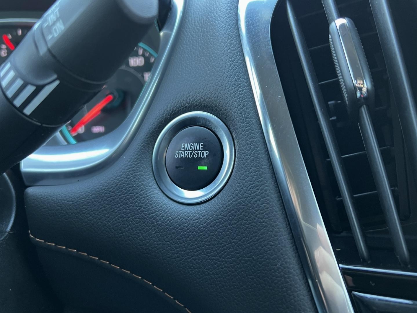 2021 SILVER /Black Cloth Chevrolet Traverse LT FWD (1GNERGKW4MJ) with an 3.6L V6 DOHC 24V engine, Automatic transmission, located at 506 S. Kingshighway, Cape Girardeau, MO, 63703, (573) 235-5000, 37.294991, -89.553635 - 2021 Chevrolet Traverse LT 1-Owner Only 37xxx miles Front Wheel Drive 3.6L V6 Automatic 3rd Row Backup Camera Power Driver Seat Heated Seats Bluetooth Remote Start Cruise Power Windows/Locks/Mirrors We have financing available and we accept trades! Fill out a credit application on our - Photo#25