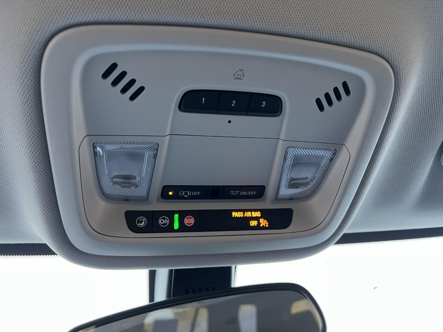 2021 SILVER /Black Cloth Chevrolet Traverse LT FWD (1GNERGKW4MJ) with an 3.6L V6 DOHC 24V engine, Automatic transmission, located at 506 S. Kingshighway, Cape Girardeau, MO, 63703, (573) 235-5000, 37.294991, -89.553635 - 2021 Chevrolet Traverse LT 1-Owner Only 37xxx miles Front Wheel Drive 3.6L V6 Automatic 3rd Row Backup Camera Power Driver Seat Heated Seats Bluetooth Remote Start Cruise Power Windows/Locks/Mirrors We have financing available and we accept trades! Fill out a credit application on our - Photo#33