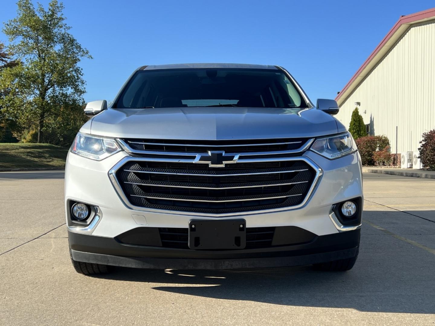 2021 SILVER /Black Cloth Chevrolet Traverse LT FWD (1GNERGKW4MJ) with an 3.6L V6 DOHC 24V engine, Automatic transmission, located at 506 S. Kingshighway, Cape Girardeau, MO, 63703, (573) 235-5000, 37.294991, -89.553635 - 2021 Chevrolet Traverse LT 1-Owner Only 37xxx miles Front Wheel Drive 3.6L V6 Automatic 3rd Row Backup Camera Power Driver Seat Heated Seats Bluetooth Remote Start Cruise Power Windows/Locks/Mirrors We have financing available and we accept trades! Fill out a credit application on our - Photo#12