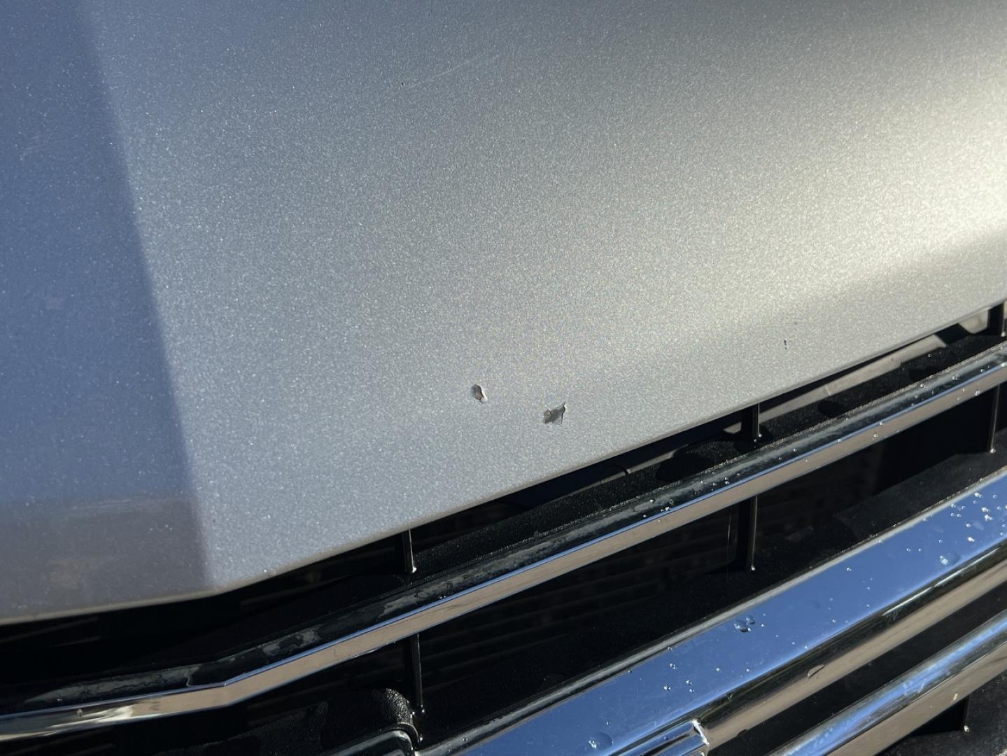 2021 SILVER /Black Cloth Chevrolet Traverse LT FWD (1GNERGKW4MJ) with an 3.6L V6 DOHC 24V engine, Automatic transmission, located at 506 S. Kingshighway, Cape Girardeau, MO, 63703, (573) 235-5000, 37.294991, -89.553635 - 2021 Chevrolet Traverse LT 1-Owner Only 37xxx miles Front Wheel Drive 3.6L V6 Automatic 3rd Row Backup Camera Power Driver Seat Heated Seats Bluetooth Remote Start Cruise Power Windows/Locks/Mirrors We have financing available and we accept trades! Fill out a credit application on our - Photo#44