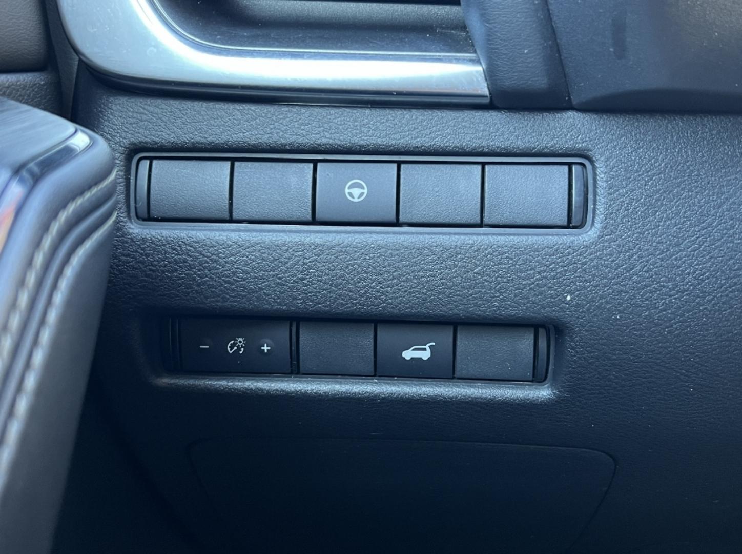 2021 GRAY /Black Leather Nissan Rogue SV AWD (5N1AT3BB8MC) with an 2.5L 4 Cyl. engine, CVT transmission, located at 2990 Old Orchard Rd., Jackson, MO, 63755, 37.354214, -89.612106 - 2021 Nissan Rogue SV 1-Owner 71xxx miles All Wheel Drive 2.5L 4 Cyl. Automatic Leather Backup Camera Power Driver Seat Heated Seats Heated Steering Wheel Sunroof Bluetooth Remote Start Cruise Power Windows/Locks/Mirrors We have financing available and we accept trades! Fill out a cre - Photo#29