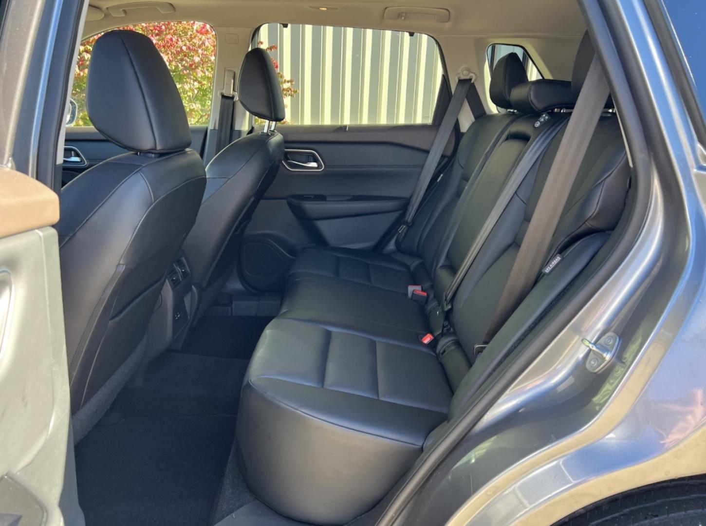 2021 GRAY /Black Leather Nissan Rogue SV AWD (5N1AT3BB8MC) with an 2.5L 4 Cyl. engine, CVT transmission, located at 2990 Old Orchard Rd., Jackson, MO, 63755, 37.354214, -89.612106 - 2021 Nissan Rogue SV 1-Owner 71xxx miles All Wheel Drive 2.5L 4 Cyl. Automatic Leather Backup Camera Power Driver Seat Heated Seats Heated Steering Wheel Sunroof Bluetooth Remote Start Cruise Power Windows/Locks/Mirrors We have financing available and we accept trades! Fill out a cre - Photo#18