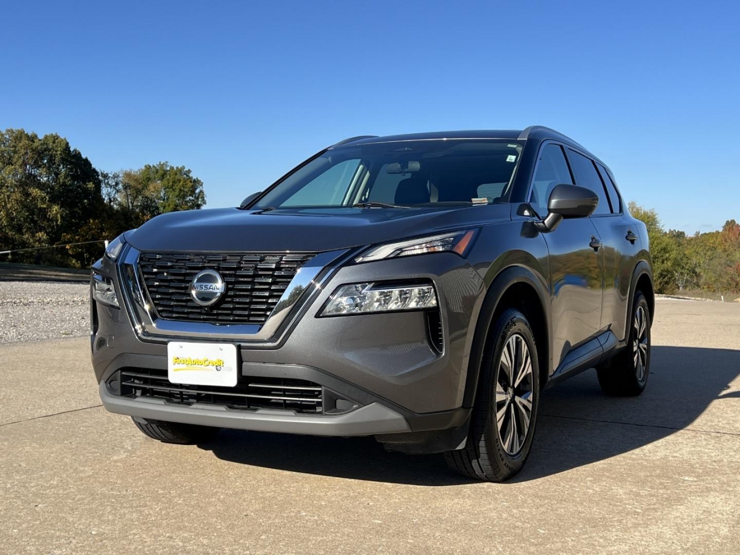 2021 GRAY /Black Leather Nissan Rogue SV AWD (5N1AT3BB8MC) with an 2.5L 4 Cyl. engine, CVT transmission, located at 2990 Old Orchard Rd., Jackson, MO, 63755, 37.354214, -89.612106 - 2021 Nissan Rogue SV 1-Owner 71xxx miles All Wheel Drive 2.5L 4 Cyl. Automatic Leather Backup Camera Power Driver Seat Heated Seats Heated Steering Wheel Sunroof Bluetooth Remote Start Cruise Power Windows/Locks/Mirrors We have financing available and we accept trades! Fill out a cre - Photo#7