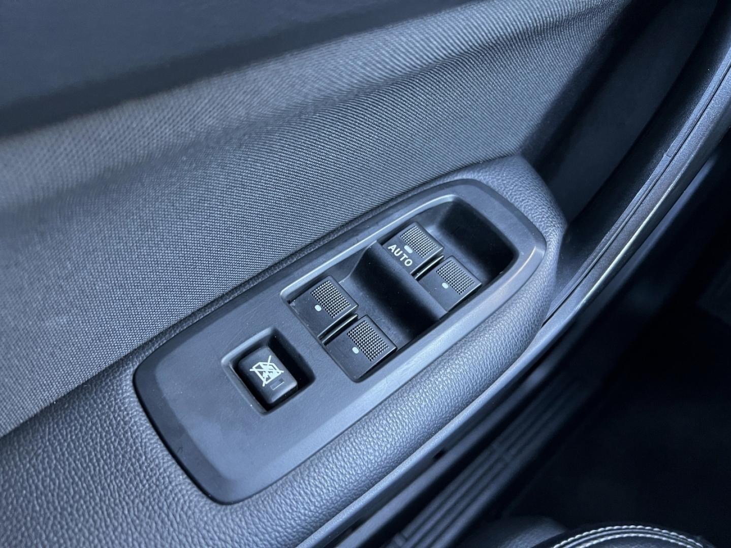 2019 BLACK /Black Leather Ford Ranger XLT SuperCrew 4WD (1FTER4FH9KL) with an 2.3L 4 Cyl. engine, Automatic transmission, located at 2990 Old Orchard Rd., Jackson, MO, 63755, 37.354214, -89.612106 - ** SALVAGE TITLE ** 2019 Ford Ranger XLT 96xxx miles 4x4 2.3L 4 Cyl. Automatic Leather Navigation Power/Heated Seats Backup Camera Bluetooth Remote Start Cruise Power Windows/Locks/Mirrors We have financing available and we accept trades! Fill out a credit application on our website or - Photo#28