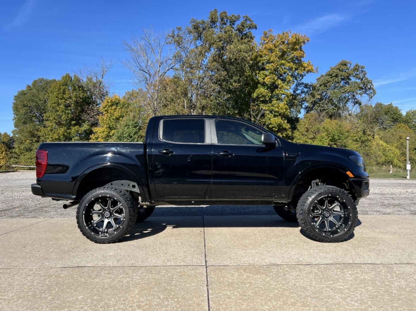 2019 BLACK /Black Leather Ford Ranger XLT SuperCrew 4WD (1FTER4FH9KL) with an 2.3L 4 Cyl. engine, Automatic transmission, located at 2990 Old Orchard Rd., Jackson, MO, 63755, 37.354214, -89.612106 - ** SALVAGE TITLE ** 2019 Ford Ranger XLT 96xxx miles 4x4 2.3L 4 Cyl. Automatic Leather Navigation Power/Heated Seats Backup Camera Bluetooth Remote Start Cruise Power Windows/Locks/Mirrors We have financing available and we accept trades! Fill out a credit application on our website or - Photo#10