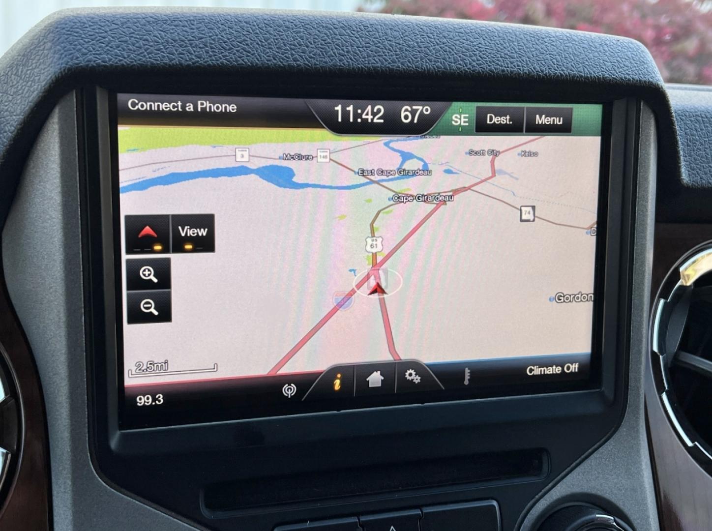 2015 WHITE /Brown Leather Ford F-250 SD King Ranch Crew Cab 4WD (1FT7W2BT2FE) with an 6.7L V8 DIESEL engine, Automatic transmission, located at 2990 Old Orchard Rd., Jackson, MO, 63755, 37.354214, -89.612106 - 2015 Ford F-250 Lariat King Ranch 178xxx miles 4x4 6.7L V8 Diesel Automatic Leather Navigation Power/Heated/Cooled Seats Backup Camera Sunroof Power Running Boards Bluetooth Remote Start Cruise Power Windows/Locks/Mirrors We have financing available and we accept trades! Fill out a cr - Photo#3