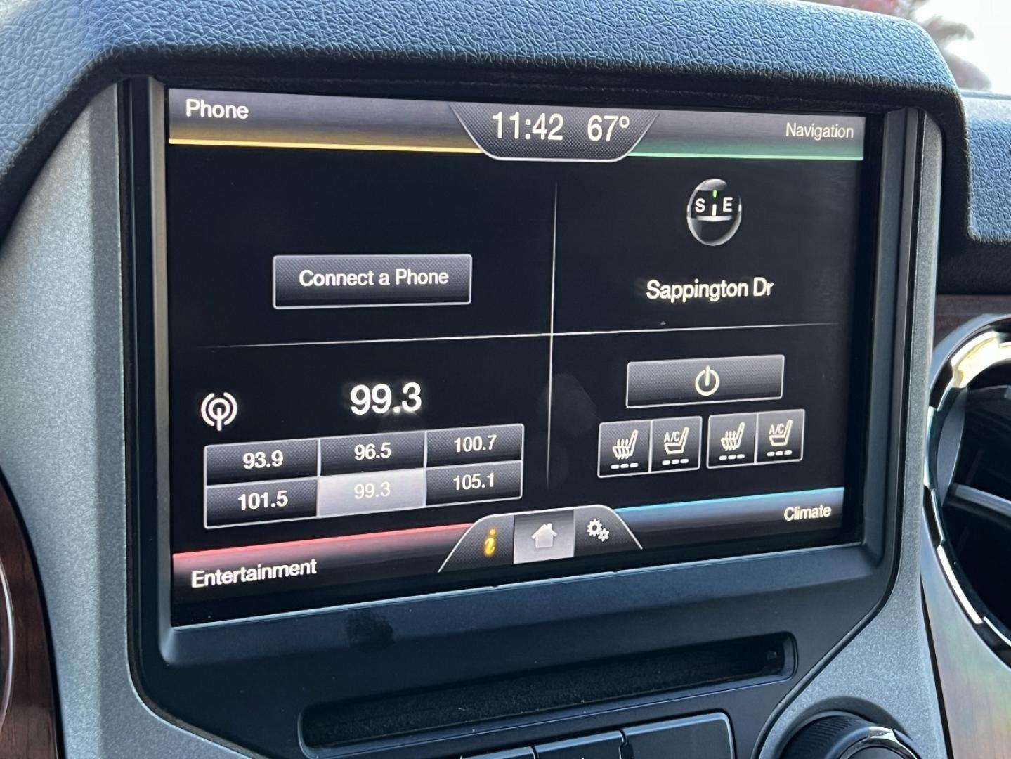 2015 WHITE /Brown Leather Ford F-250 SD King Ranch Crew Cab 4WD (1FT7W2BT2FE) with an 6.7L V8 DIESEL engine, Automatic transmission, located at 2990 Old Orchard Rd., Jackson, MO, 63755, 37.354214, -89.612106 - 2015 Ford F-250 Lariat King Ranch 178xxx miles 4x4 6.7L V8 Diesel Automatic Leather Navigation Power/Heated/Cooled Seats Backup Camera Sunroof Power Running Boards Bluetooth Remote Start Cruise Power Windows/Locks/Mirrors We have financing available and we accept trades! Fill out a cr - Photo#4