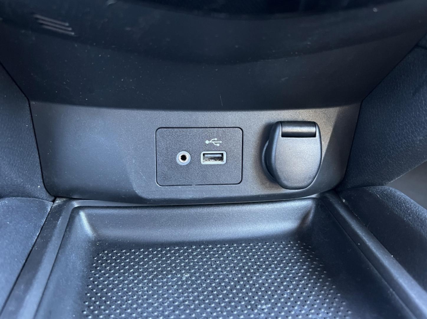 2018 GRAY /Black Cloth Nissan Rogue SV AWD (5N1AT2MV8JC) with an 2.5L 4 Cyl. engine, CVT transmission, located at 2990 Old Orchard Rd., Jackson, MO, 63755, 37.354214, -89.612106 - 2018 Nissan Rogue SV 115xxx miles All Wheel Drive 2.5L 4 Cyl. Automatic Backup Camera Heated Seats Power Driver Seat Bluetooth Remote Start Cruise Power Windows/Locks/Mirrors We have financing available and we accept trades! Fill out a credit application on our website or come by today! - Photo#27