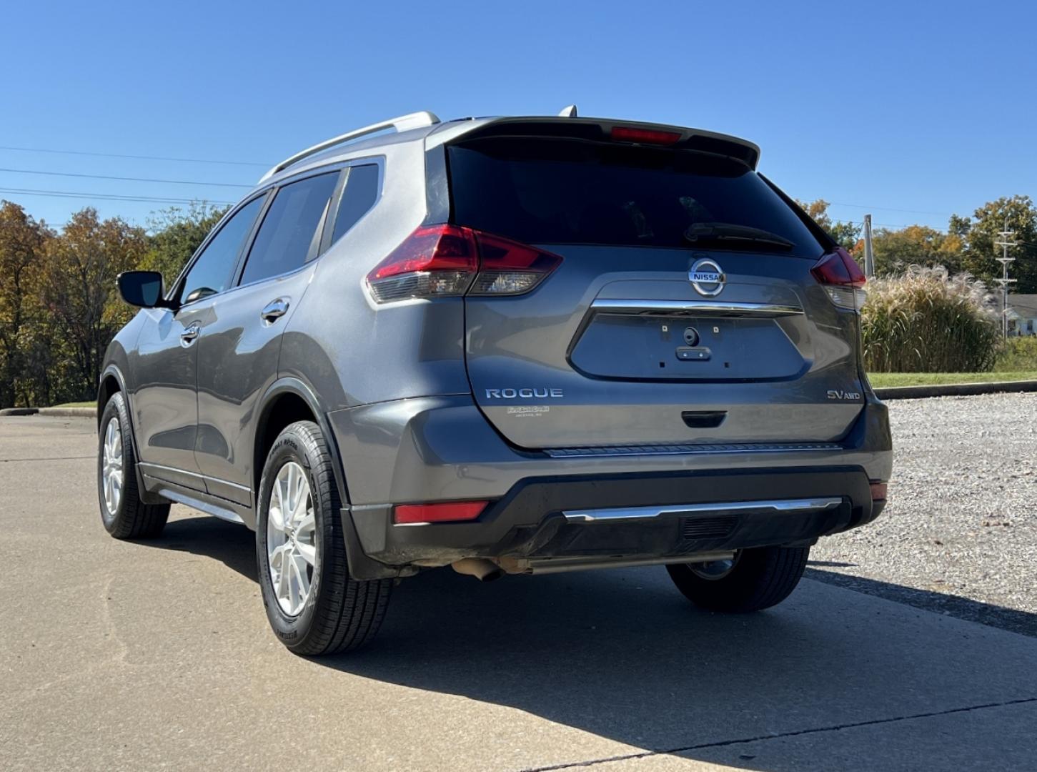 2018 GRAY /Black Cloth Nissan Rogue SV AWD (5N1AT2MV8JC) with an 2.5L 4 Cyl. engine, CVT transmission, located at 2990 Old Orchard Rd., Jackson, MO, 63755, 37.354214, -89.612106 - 2018 Nissan Rogue SV 115xxx miles All Wheel Drive 2.5L 4 Cyl. Automatic Backup Camera Heated Seats Power Driver Seat Bluetooth Remote Start Cruise Power Windows/Locks/Mirrors We have financing available and we accept trades! Fill out a credit application on our website or come by today! - Photo#10