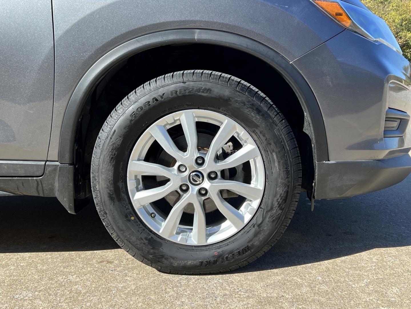 2018 GRAY /Black Cloth Nissan Rogue SV AWD (5N1AT2MV8JC) with an 2.5L 4 Cyl. engine, CVT transmission, located at 2990 Old Orchard Rd., Jackson, MO, 63755, 37.354214, -89.612106 - 2018 Nissan Rogue SV 115xxx miles All Wheel Drive 2.5L 4 Cyl. Automatic Backup Camera Heated Seats Power Driver Seat Bluetooth Remote Start Cruise Power Windows/Locks/Mirrors We have financing available and we accept trades! Fill out a credit application on our website or come by today! - Photo#38