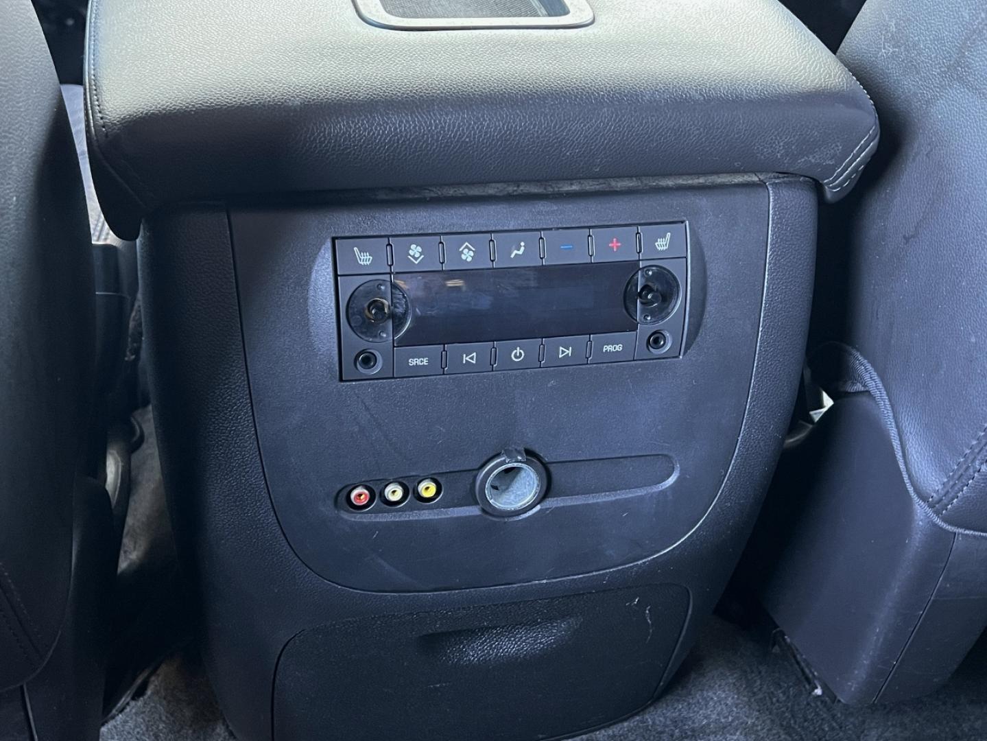 2014 BLACK /Black Leather Chevrolet Tahoe LTZ 4WD (1GNSKCE07ER) with an 5.3L V8 OHV 16V FFV engine, Automatic transmission, located at 2990 Old Orchard Rd., Jackson, MO, 63755, 37.354214, -89.612106 - 2014 Chevrolet Tahoe 1500 LTZ 155xxx miles 4 Wheel Drive 5.3L V8 Automatic Leather 3rd Row Navigation Rear Entertainment Backup Camera Power/Heated/Cooled Seats Heated Rear Seats Heated Steering Wheel Sunroof Remote Start Cruise Power Windows/Locks/Mirrors We have financing availabl - Photo#9