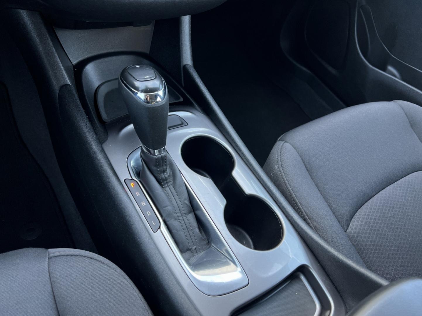 2019 SILVER /Black Cloth Chevrolet Malibu LS (1G1ZC5ST8KF) with an 1.5L 4 Cyl. engine, Automatic transmission, located at 2990 Old Orchard Rd., Jackson, MO, 63755, 37.354214, -89.612106 - 2019 Chevrolet Malibu LS 1-Owner 90xxx miles Front Wheel Drive 1.5L 4 Cyl. Automatic Backup Camera Bluetooth Cruise Power Windows/Locks/Mirrors We have financing available and we accept trades! Fill out a credit application on our website or come by today! If you have any questions, give - Photo#21