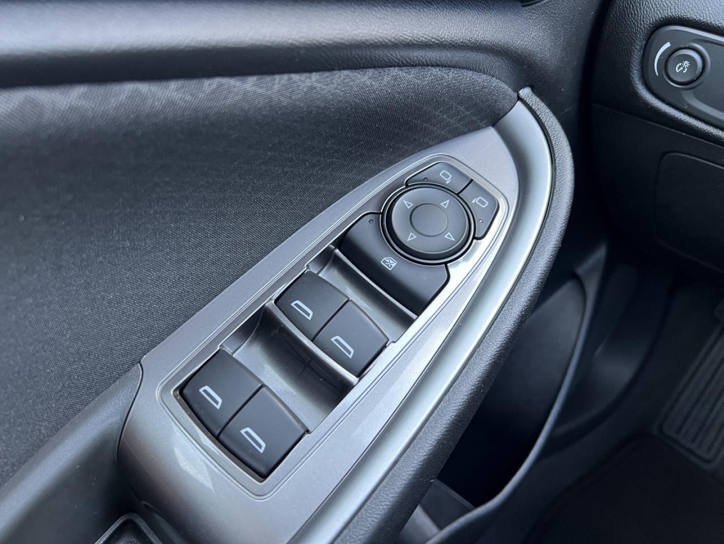 2019 SILVER /Black Cloth Chevrolet Malibu LS (1G1ZC5ST8KF) with an 1.5L 4 Cyl. engine, Automatic transmission, located at 2990 Old Orchard Rd., Jackson, MO, 63755, 37.354214, -89.612106 - 2019 Chevrolet Malibu LS 1-Owner 90xxx miles Front Wheel Drive 1.5L 4 Cyl. Automatic Backup Camera Bluetooth Cruise Power Windows/Locks/Mirrors We have financing available and we accept trades! Fill out a credit application on our website or come by today! If you have any questions, give - Photo#27