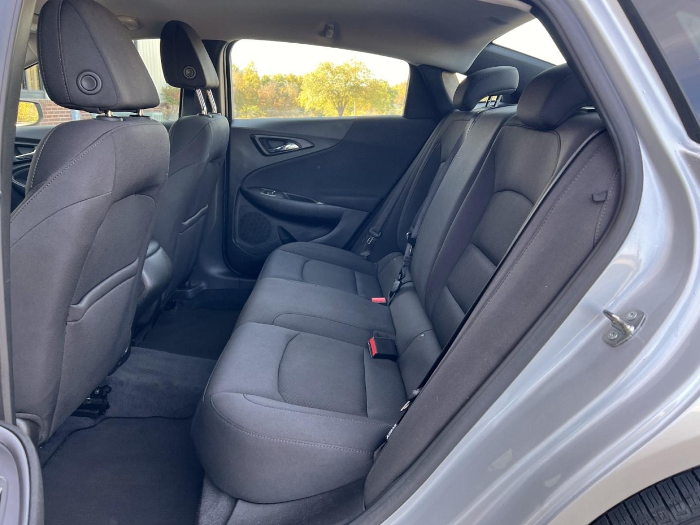 2019 SILVER /Black Cloth Chevrolet Malibu LS (1G1ZC5ST8KF) with an 1.5L 4 Cyl. engine, Automatic transmission, located at 2990 Old Orchard Rd., Jackson, MO, 63755, 37.354214, -89.612106 - 2019 Chevrolet Malibu LS 1-Owner 90xxx miles Front Wheel Drive 1.5L 4 Cyl. Automatic Backup Camera Bluetooth Cruise Power Windows/Locks/Mirrors We have financing available and we accept trades! Fill out a credit application on our website or come by today! If you have any questions, give - Photo#14