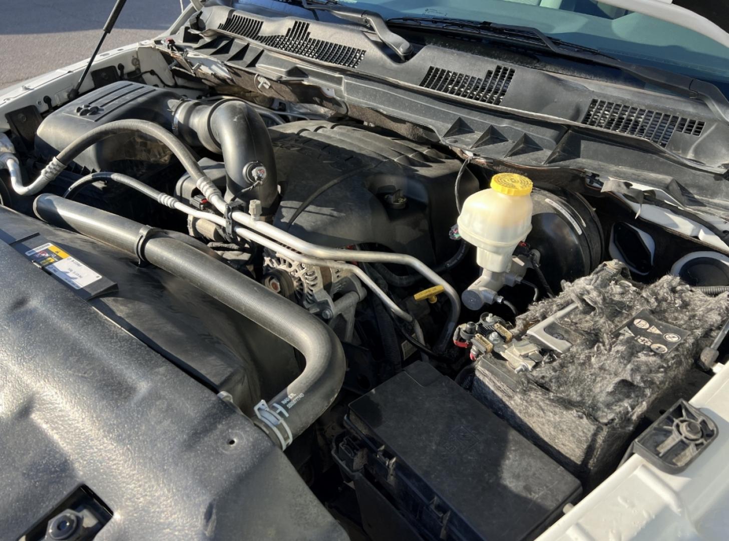 2017 WHITE /Gray Cloth RAM 1500 Tradesman Crew Cab SWB 2WD (3C6RR6KT6HG) with an 5.7L V8 OHV 16V engine, Automatic transmission, located at 2990 Old Orchard Rd., Jackson, MO, 63755, 37.354214, -89.612106 - 2017 Ram 1500 Tradesman 163xxx miles Rear Wheel Drive 5.7L V8 HEMI Automatic New Tires 20" Wheels Bluetooth Cruise Power Windows/Locks/Mirrors We have financing available and we accept trades! Fill out a credit application on our website or come by today! If you have any questions, give u - Photo#27