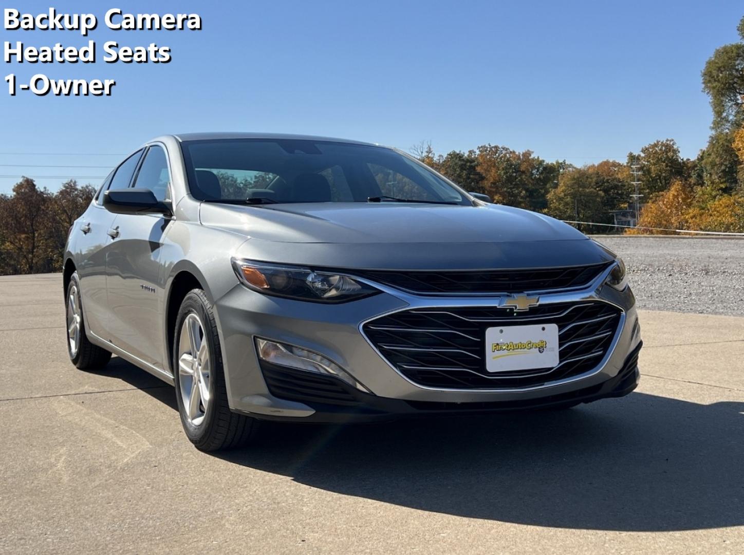 2024 GRAY /Black Cloth Chevrolet Malibu 1LT (1G1ZD5ST3RF) with an 1.5L 4 Cyl. engine, Automatic transmission, located at 2990 Old Orchard Rd., Jackson, MO, 63755, 37.354214, -89.612106 - 2024 Chevrolet Malibu LT 1-Owner 62xxx miles Front Wheel Drive 1.5L 4 Cyl. Automatic Backup Camera Heated Seats Power Driver Seat Bluetooth Remote Start Cruise Power Windows/Locks/Mirrors We have financing available and we accept trades! Fill out a credit application on our website or c - Photo#0