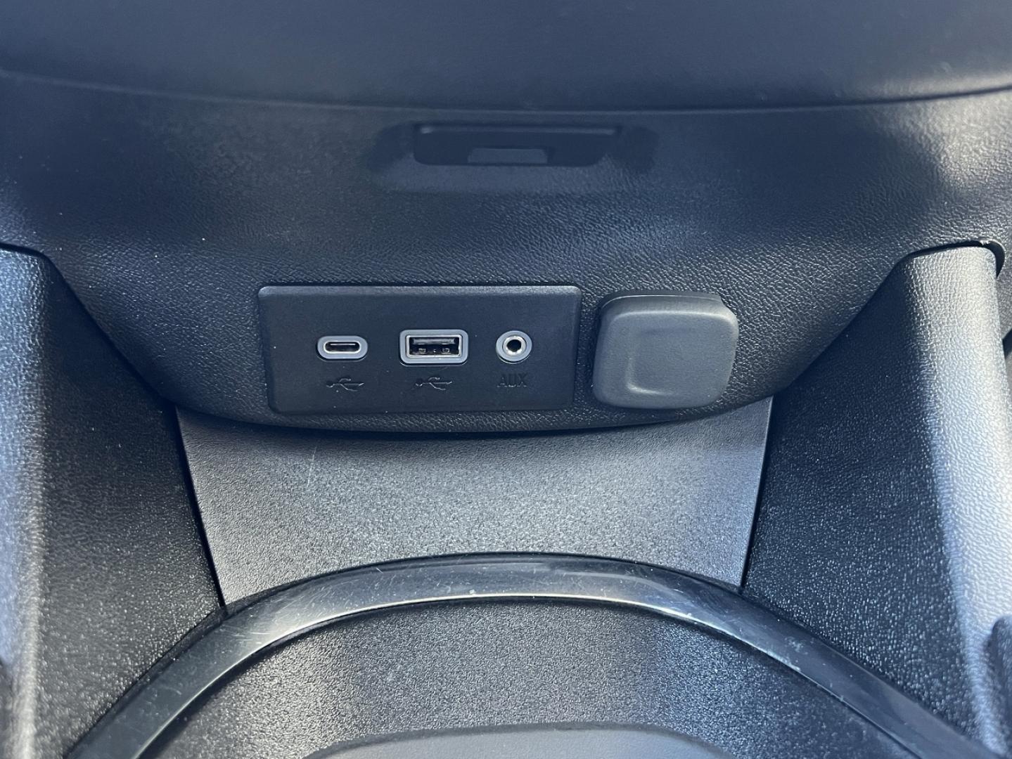 2024 GRAY /Black Cloth Chevrolet Malibu 1LT (1G1ZD5ST3RF) with an 1.5L 4 Cyl. engine, Automatic transmission, located at 2990 Old Orchard Rd., Jackson, MO, 63755, 37.354214, -89.612106 - 2024 Chevrolet Malibu LT 1-Owner 62xxx miles Front Wheel Drive 1.5L 4 Cyl. Automatic Backup Camera Heated Seats Power Driver Seat Bluetooth Remote Start Cruise Power Windows/Locks/Mirrors We have financing available and we accept trades! Fill out a credit application on our website or c - Photo#27