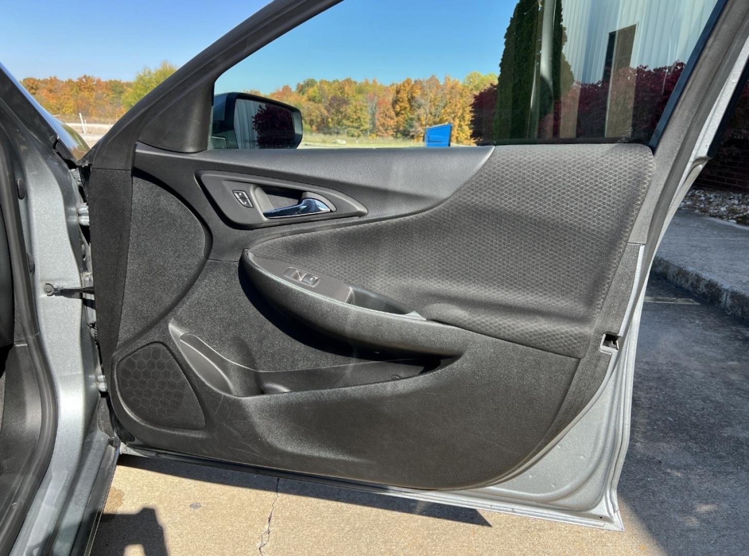 2024 GRAY /Black Cloth Chevrolet Malibu 1LT (1G1ZD5ST3RF) with an 1.5L 4 Cyl. engine, Automatic transmission, located at 2990 Old Orchard Rd., Jackson, MO, 63755, 37.354214, -89.612106 - 2024 Chevrolet Malibu LT 1-Owner 62xxx miles Front Wheel Drive 1.5L 4 Cyl. Automatic Backup Camera Heated Seats Power Driver Seat Bluetooth Remote Start Cruise Power Windows/Locks/Mirrors We have financing available and we accept trades! Fill out a credit application on our website or c - Photo#15