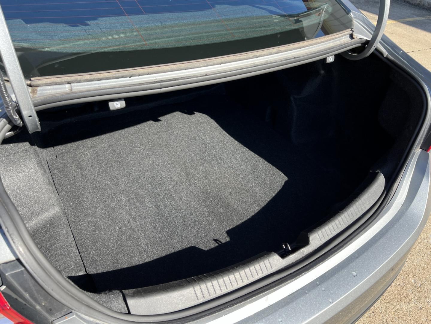 2024 GRAY /Black Cloth Chevrolet Malibu 1LT (1G1ZD5ST3RF) with an 1.5L 4 Cyl. engine, Automatic transmission, located at 2990 Old Orchard Rd., Jackson, MO, 63755, 37.354214, -89.612106 - 2024 Chevrolet Malibu LT 1-Owner 62xxx miles Front Wheel Drive 1.5L 4 Cyl. Automatic Backup Camera Heated Seats Power Driver Seat Bluetooth Remote Start Cruise Power Windows/Locks/Mirrors We have financing available and we accept trades! Fill out a credit application on our website or c - Photo#20