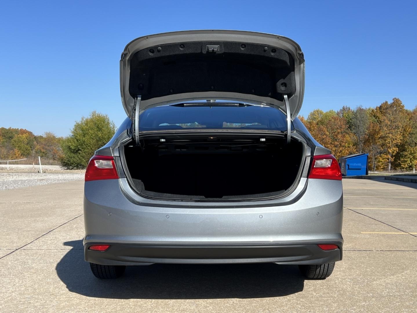 2024 GRAY /Black Cloth Chevrolet Malibu 1LT (1G1ZD5ST3RF) with an 1.5L 4 Cyl. engine, Automatic transmission, located at 2990 Old Orchard Rd., Jackson, MO, 63755, 37.354214, -89.612106 - 2024 Chevrolet Malibu LT 1-Owner 62xxx miles Front Wheel Drive 1.5L 4 Cyl. Automatic Backup Camera Heated Seats Power Driver Seat Bluetooth Remote Start Cruise Power Windows/Locks/Mirrors We have financing available and we accept trades! Fill out a credit application on our website or c - Photo#19