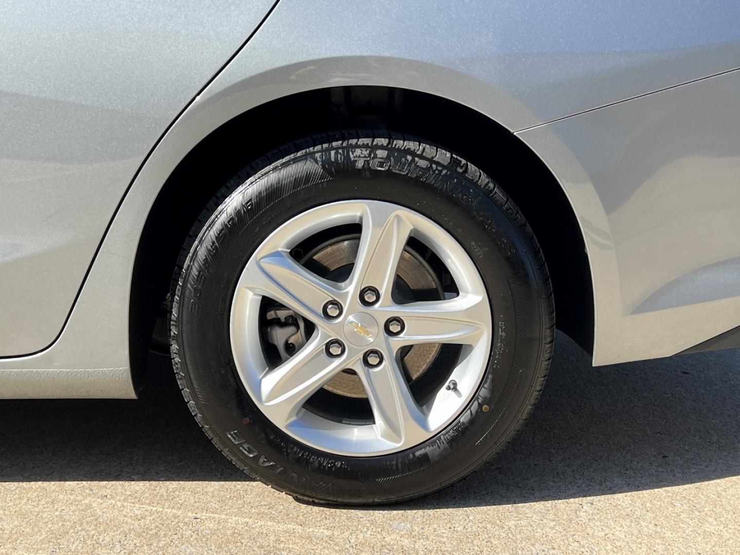 2024 GRAY /Black Cloth Chevrolet Malibu 1LT (1G1ZD5ST3RF) with an 1.5L 4 Cyl. engine, Automatic transmission, located at 2990 Old Orchard Rd., Jackson, MO, 63755, 37.354214, -89.612106 - 2024 Chevrolet Malibu LT 1-Owner 62xxx miles Front Wheel Drive 1.5L 4 Cyl. Automatic Backup Camera Heated Seats Power Driver Seat Bluetooth Remote Start Cruise Power Windows/Locks/Mirrors We have financing available and we accept trades! Fill out a credit application on our website or c - Photo#38