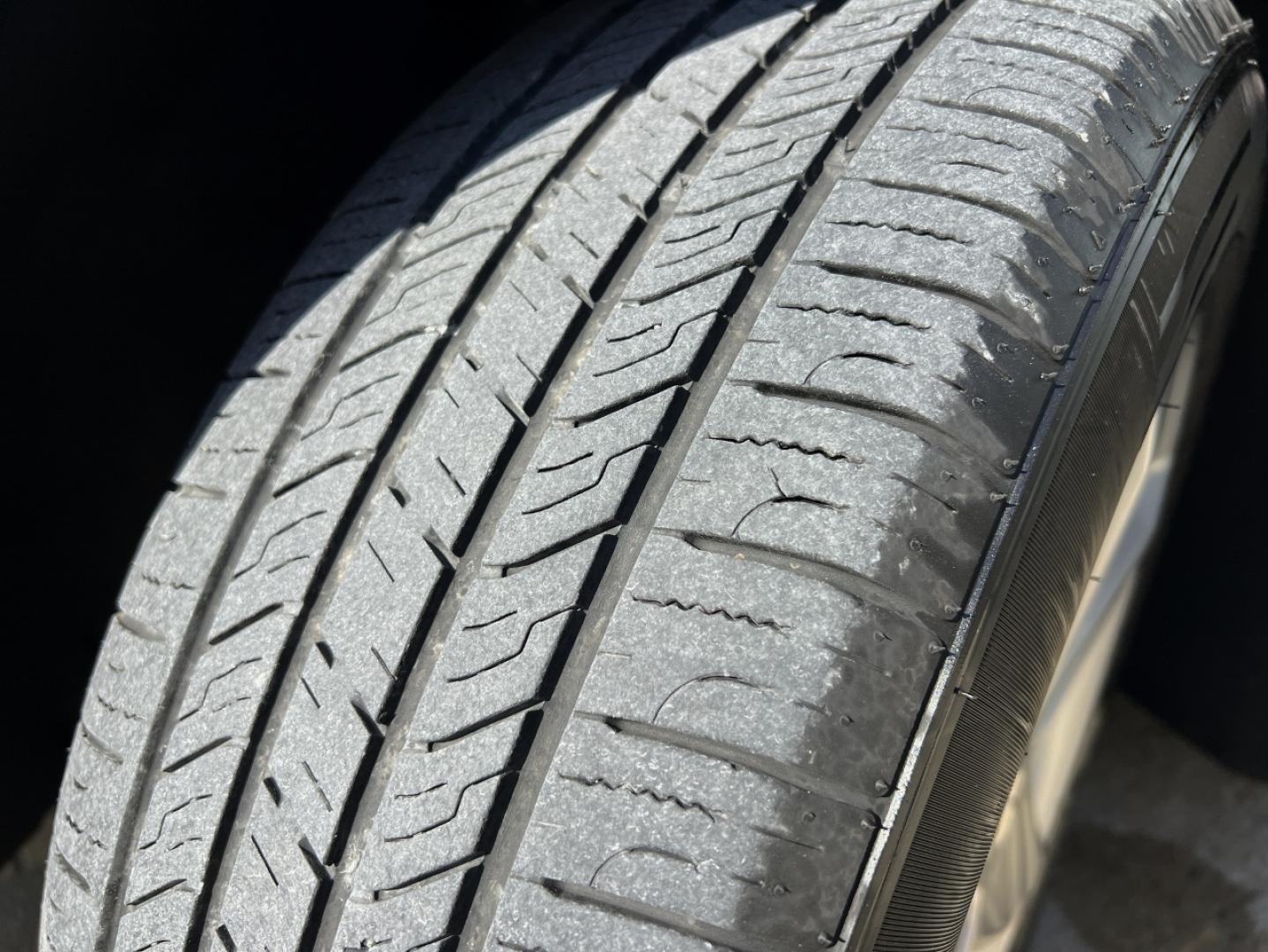 2024 GRAY /Black Cloth Chevrolet Malibu 1LT (1G1ZD5ST3RF) with an 1.5L 4 Cyl. engine, Automatic transmission, located at 2990 Old Orchard Rd., Jackson, MO, 63755, 37.354214, -89.612106 - 2024 Chevrolet Malibu LT 1-Owner 62xxx miles Front Wheel Drive 1.5L 4 Cyl. Automatic Backup Camera Heated Seats Power Driver Seat Bluetooth Remote Start Cruise Power Windows/Locks/Mirrors We have financing available and we accept trades! Fill out a credit application on our website or c - Photo#36