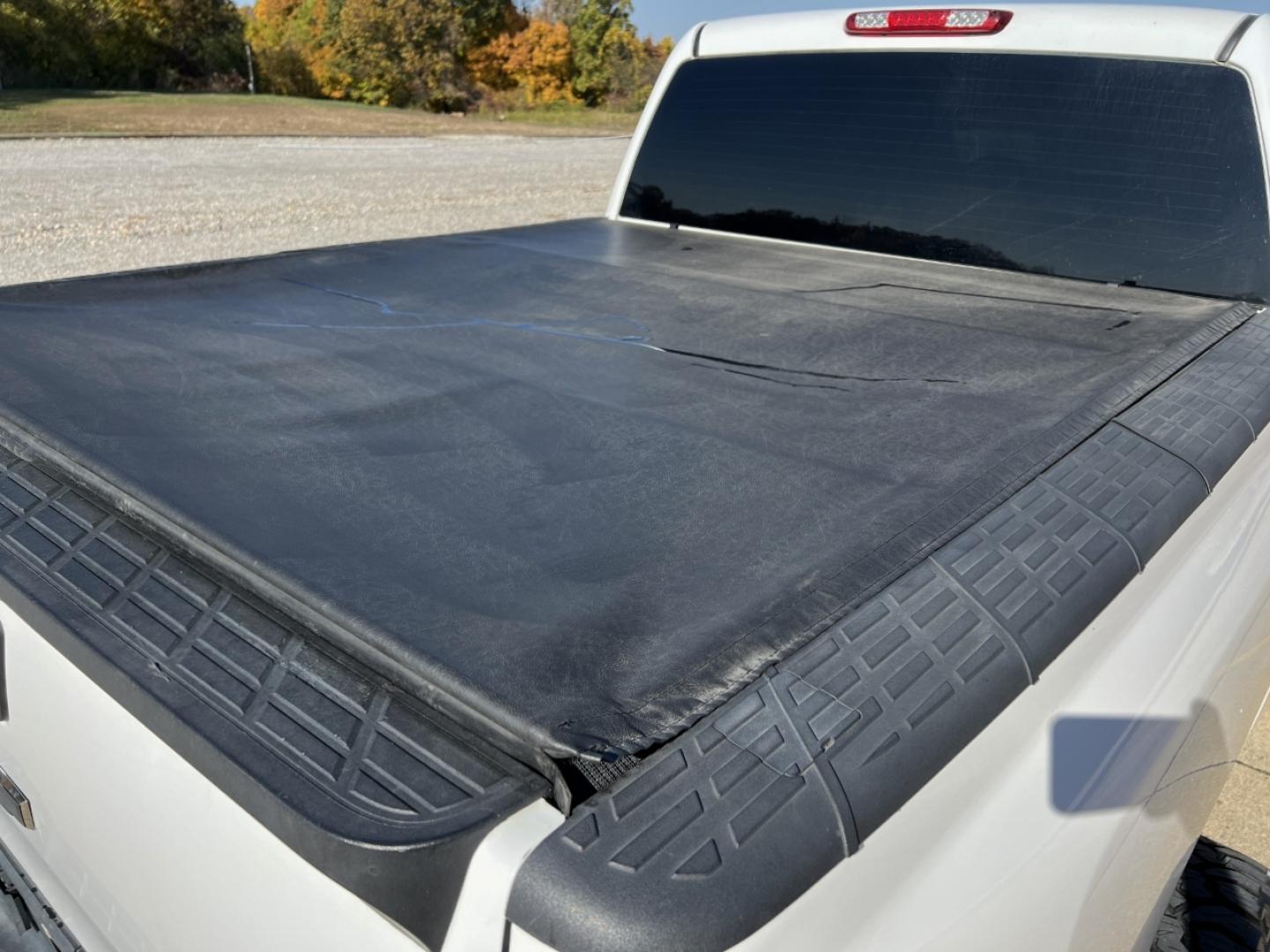2011 WHITE /Tan Leather Chevrolet Silverado 1500 LTZ Crew Cab 4WD (3GCPKTE28BG) with an 6.2L V8 engine, Automatic transmission, located at 2990 Old Orchard Rd., Jackson, MO, 63755, 37.354214, -89.612106 - 2011 Chevrolet Silverado 1500 LTZ 152xxx miles 4x4 6.2L V8 Automatic Leather Power/Heated Seats Remote Start Cruise Power Windows/Locks/Mirrors We have financing available and we accept trades! Fill out a credit application on our website or come by today! If you have any questions, give - Photo#21