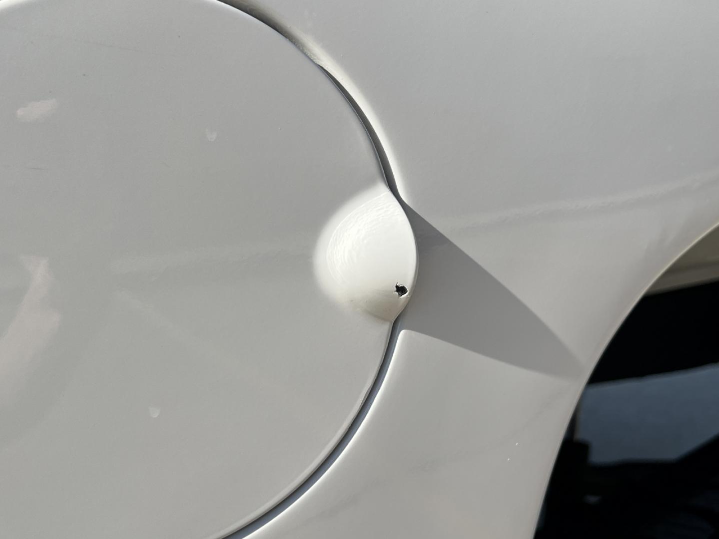 2011 WHITE /Tan Leather Chevrolet Silverado 1500 LTZ Crew Cab 4WD (3GCPKTE28BG) with an 6.2L V8 engine, Automatic transmission, located at 2990 Old Orchard Rd., Jackson, MO, 63755, 37.354214, -89.612106 - 2011 Chevrolet Silverado 1500 LTZ 152xxx miles 4x4 6.2L V8 Automatic Leather Power/Heated Seats Remote Start Cruise Power Windows/Locks/Mirrors We have financing available and we accept trades! Fill out a credit application on our website or come by today! If you have any questions, give - Photo#45