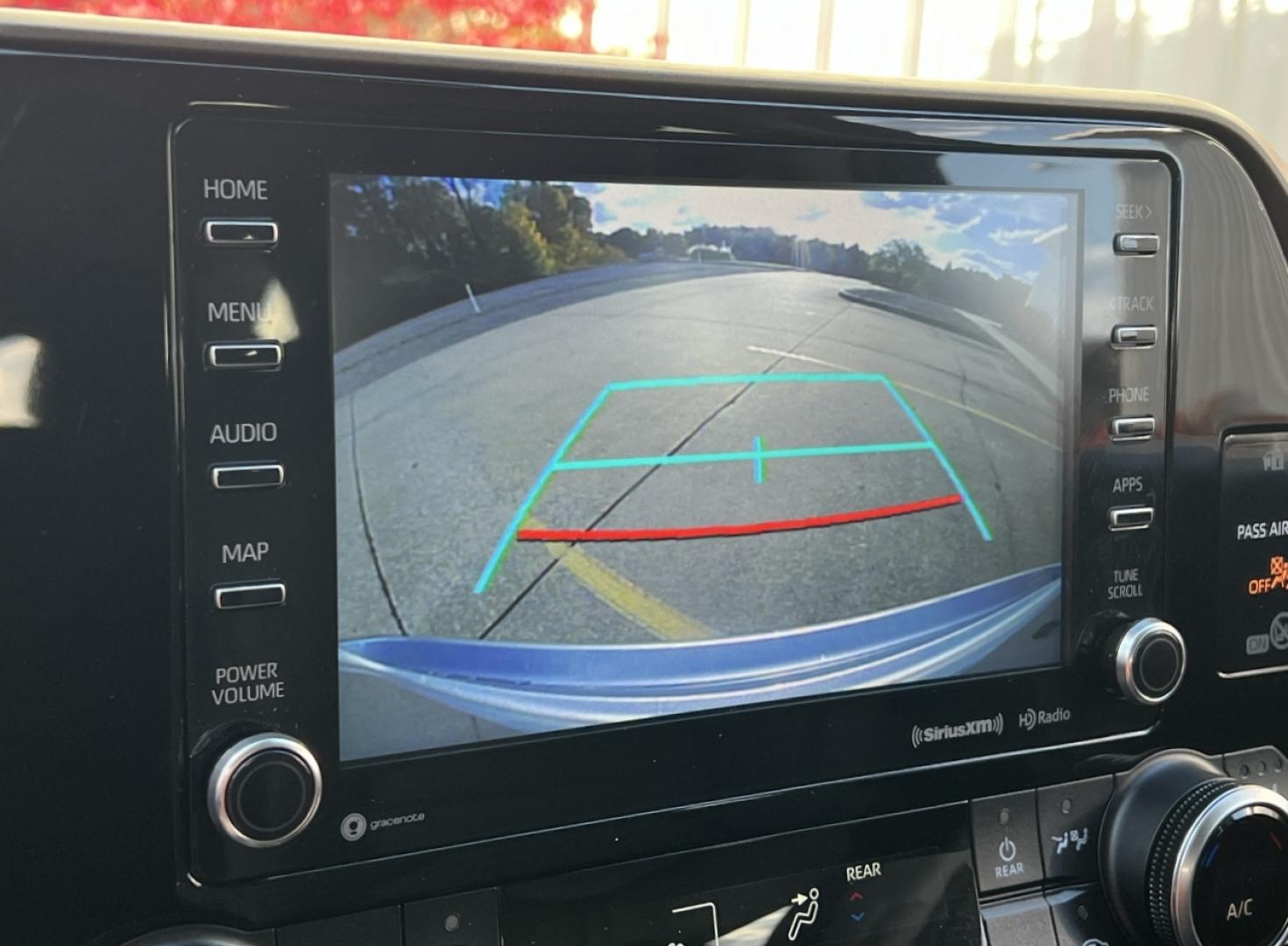 2020 SILVER /Black Leather Toyota Highlander XLE FWD V6 (5TDGZRAH6LS) with an 3.5L V6 engine, Automatic transmission, located at 2990 Old Orchard Rd., Jackson, MO, 63755, 37.354214, -89.612106 - 2020 Toyota Highlander XLE Only 49xxx miles Front Wheel Drive 3.5L V6 Automatic Leather 3rd Row Power/Heated Seats Backup Camera Sunroof Bluetooth Cruise Power Windows/Locks/Mirrors We have financing available and we accept trades! Fill out a credit application on our website or come by - Photo#2