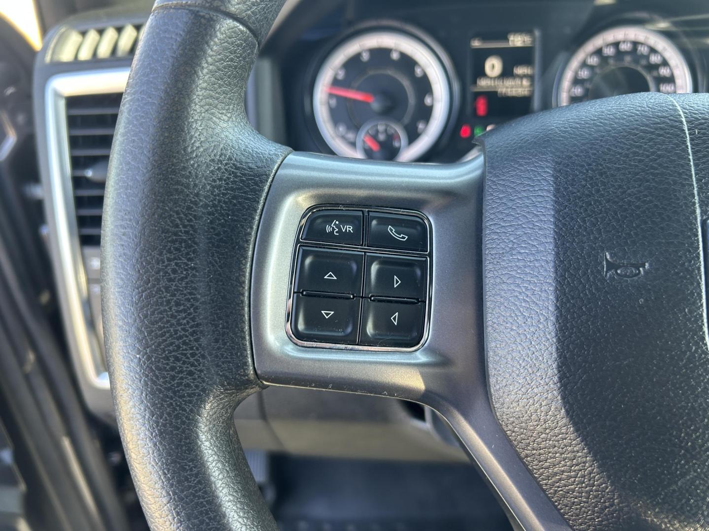 2021 GRAY /Black RAM 1500 Classic Tradesman Crew Cab SWB 4WD (1C6RR7LT8MS) with an 5.7L V8 OHV 16V engine, Automatic transmission, located at 506 S. Kingshighway, Cape Girardeau, MO, 63703, (573) 235-5000, 37.294991, -89.553635 - 2021 Ram 1500 Tradesman 77xxx miles 4x4 5.7L V8 HEMI Automatic Bluetooth Backup Camera Cruise Power Windows/Locks/Mirrors We have financing available and we accept trades! Fill out a credit application on our website or come by today! If you have any questions, give us a call at (573) 235- - Photo#22