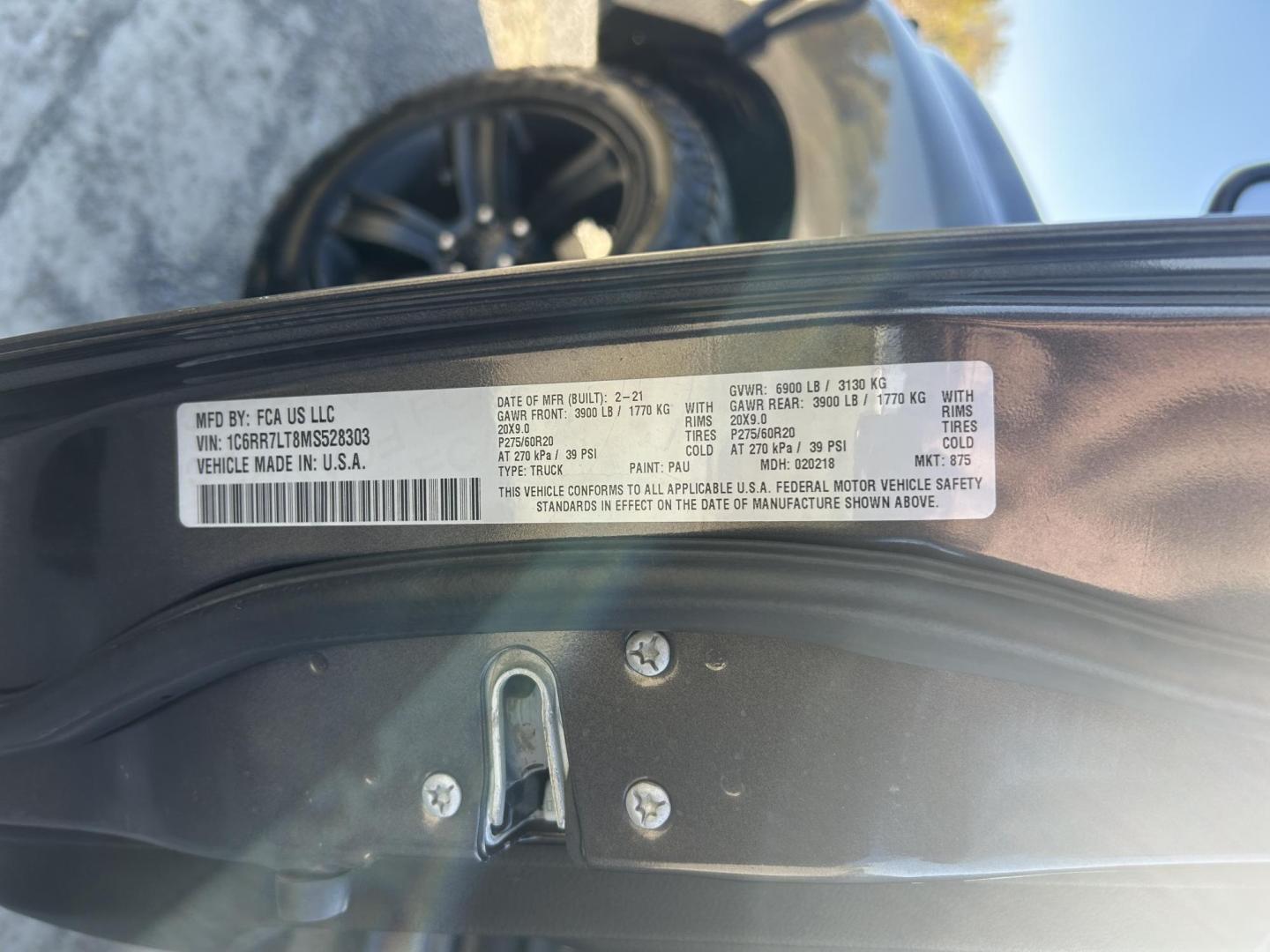 2021 GRAY /Black RAM 1500 Classic Tradesman Crew Cab SWB 4WD (1C6RR7LT8MS) with an 5.7L V8 OHV 16V engine, Automatic transmission, located at 506 S. Kingshighway, Cape Girardeau, MO, 63703, (573) 235-5000, 37.294991, -89.553635 - 2021 Ram 1500 Tradesman 77xxx miles 4x4 5.7L V8 HEMI Automatic Bluetooth Backup Camera Cruise Power Windows/Locks/Mirrors We have financing available and we accept trades! Fill out a credit application on our website or come by today! If you have any questions, give us a call at (573) 235- - Photo#36