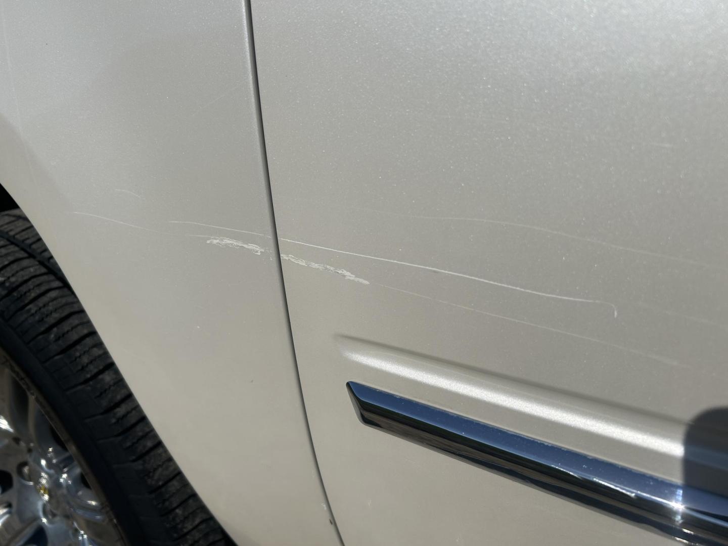 2009 WHITE /Tan Cadillac Escalade EXT Sport Utility Truck (3GYFK22299G) with an 6.2L V8 OHV 16V engine, Automatic transmission, located at 506 S. Kingshighway, Cape Girardeau, MO, 63703, (573) 235-5000, 37.294991, -89.553635 - 2009 Cadillac Escalade EXT Luxury Sport Utility Truck 159xxx miles All Wheel Drive 6.2L V8 Automatic Leather Sunroof Power/Heated/Cooled Seats Heated Steering Wheel Backup Camera Bluetooth Cruise Power Windows/Locks/Mirrors We have financing available and we accept trades! Fill out a cr - Photo#41