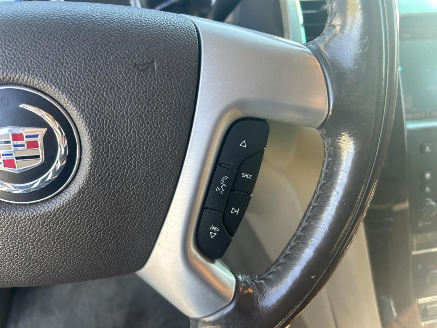 2009 WHITE /Tan Cadillac Escalade EXT Sport Utility Truck (3GYFK22299G) with an 6.2L V8 OHV 16V engine, Automatic transmission, located at 506 S. Kingshighway, Cape Girardeau, MO, 63703, (573) 235-5000, 37.294991, -89.553635 - 2009 Cadillac Escalade EXT Luxury Sport Utility Truck 159xxx miles All Wheel Drive 6.2L V8 Automatic Leather Sunroof Power/Heated/Cooled Seats Heated Steering Wheel Backup Camera Bluetooth Cruise Power Windows/Locks/Mirrors We have financing available and we accept trades! Fill out a cr - Photo#31