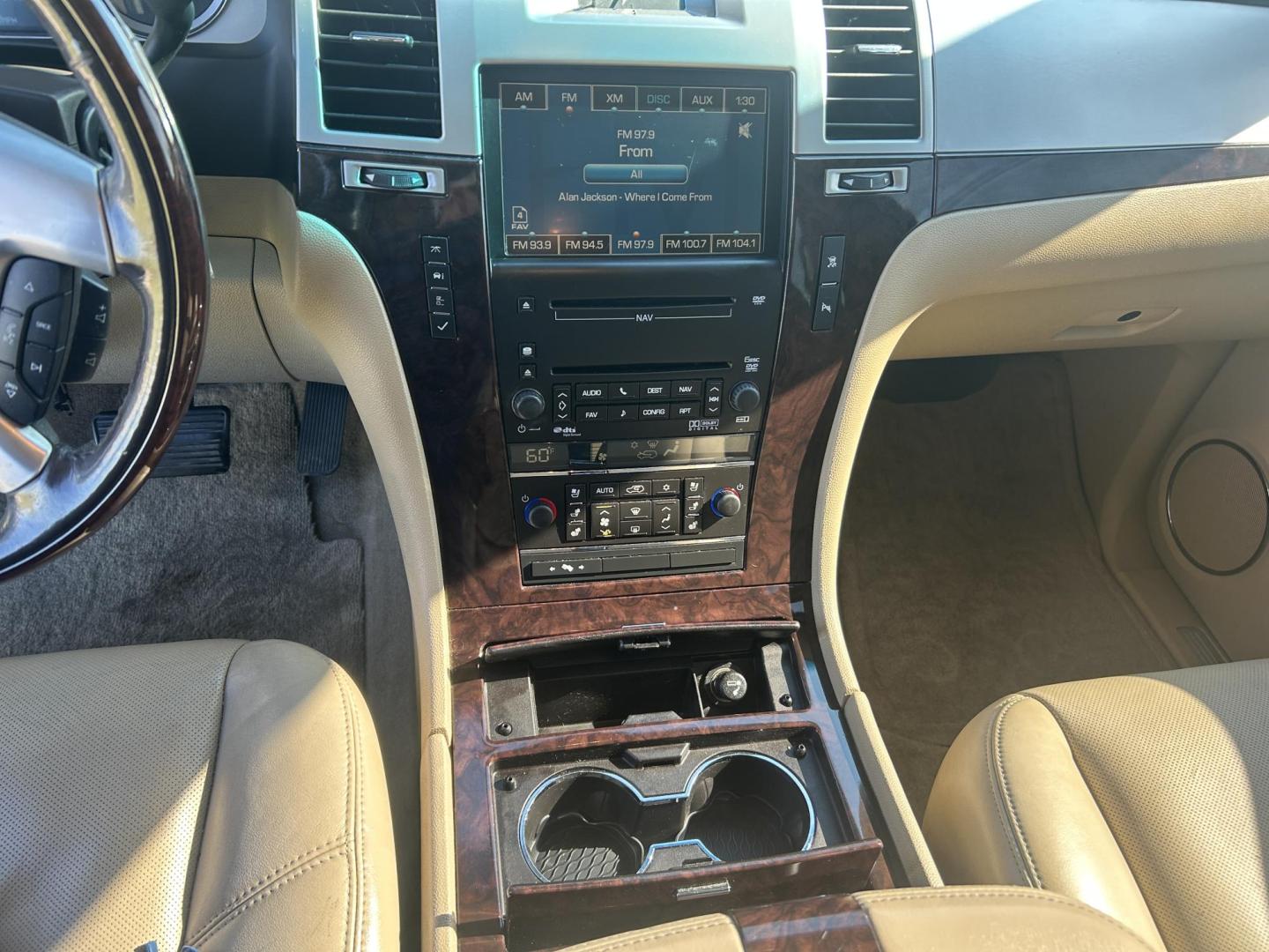 2009 WHITE /Tan Cadillac Escalade EXT Sport Utility Truck (3GYFK22299G) with an 6.2L V8 OHV 16V engine, Automatic transmission, located at 506 S. Kingshighway, Cape Girardeau, MO, 63703, (573) 235-5000, 37.294991, -89.553635 - 2009 Cadillac Escalade EXT Luxury Sport Utility Truck 159xxx miles All Wheel Drive 6.2L V8 Automatic Leather Sunroof Power/Heated/Cooled Seats Heated Steering Wheel Backup Camera Bluetooth Cruise Power Windows/Locks/Mirrors We have financing available and we accept trades! Fill out a cr - Photo#32