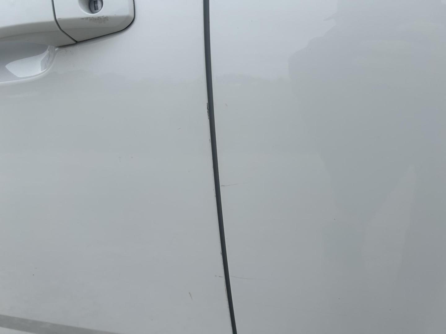 2015 WHITE /Black Chevrolet Tahoe LT 4WD (1GNSKBKC7FR) with an 5.3L V8 OHV 16V engine, Automatic transmission, located at 506 S. Kingshighway, Cape Girardeau, MO, 63703, (573) 235-5000, 37.294991, -89.553635 - 2015 Chevrolet Tahoe 1500 LT 145xxx miles 4 Wheel Drive 5.3L V8 Automatic Leather 3rd Row Rear Entertainment Backup Camera Power/Heated Seats Sunroof Remote Start Cruise Power Windows/Locks/Mirrors We have financing available and we accept trades! Fill out a credit application on our w - Photo#47