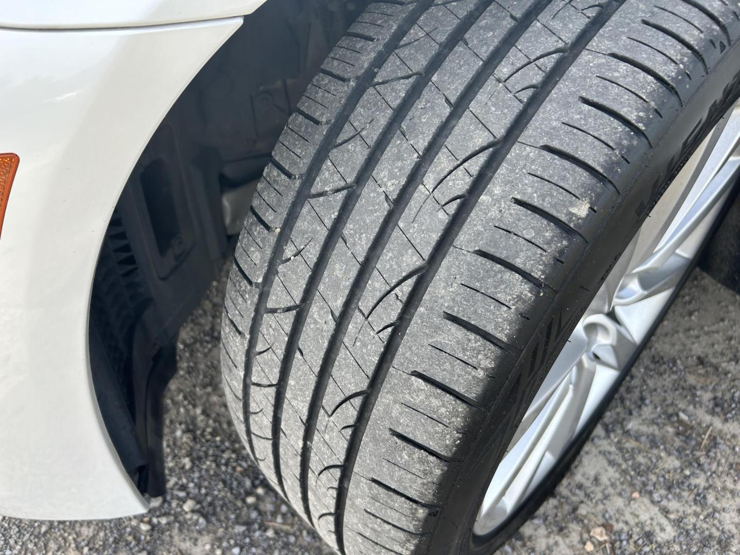 2016 WHITE /Black BMW 5-Series 535i xDrive (WBA5B3C53GG) with an 3.0L L6 DOHC 24V engine, Automatic transmission, located at 506 S. Kingshighway, Cape Girardeau, MO, 63703, (573) 235-5000, 37.294991, -89.553635 - 2016 BMW 535i xDrive 109xxx miles All Wheel Drive 3.0L I6 Automatic Leather Navigation Heads Up Display Heated Steering Wheel Power/Heated Seats Backup Camera Bluetooth Cruise Power Windows/Locks/Mirrors We have financing available and we accept trades! Fill out a credit application on - Photo#44