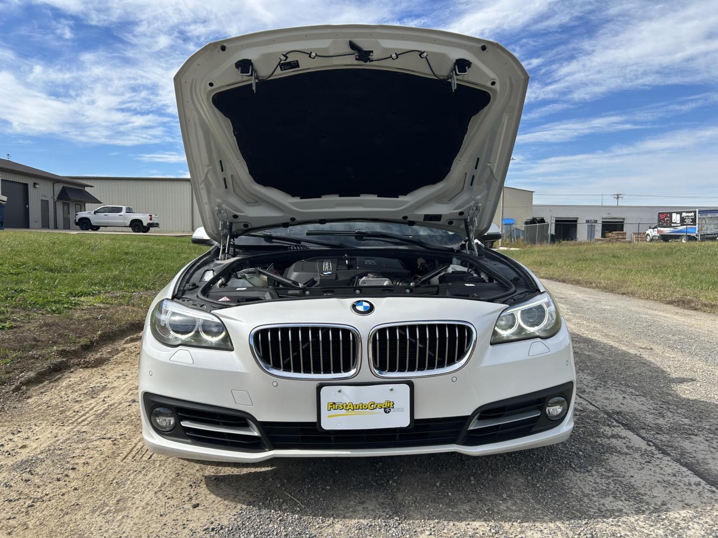 2016 WHITE /Black BMW 5-Series 535i xDrive (WBA5B3C53GG) with an 3.0L L6 DOHC 24V engine, Automatic transmission, located at 506 S. Kingshighway, Cape Girardeau, MO, 63703, (573) 235-5000, 37.294991, -89.553635 - 2016 BMW 535i xDrive 109xxx miles All Wheel Drive 3.0L I6 Automatic Leather Navigation Heads Up Display Heated Steering Wheel Power/Heated Seats Backup Camera Bluetooth Cruise Power Windows/Locks/Mirrors We have financing available and we accept trades! Fill out a credit application on - Photo#37
