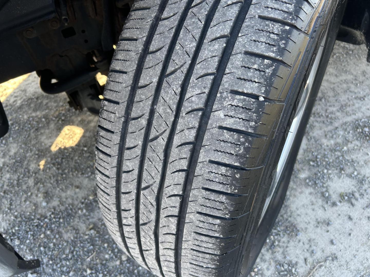 2017 BLACK /Gray RAM 1500 Big Horn Crew Cab LWB 4WD (1C6RR7TTXHS) with an 5.7L V8 OHV 16V engine, Automatic transmission, located at 506 S. Kingshighway, Cape Girardeau, MO, 63703, (573) 235-5000, 37.294991, -89.553635 - 2017 Ram 1500 Big Horn Only 53xxx miles 4x4 5.7L V8 Automatic Navigation Backup Camera Power Driver Seat Bluetooth Remote Start Cruise Power Windows/Locks/Mirrors We have financing available and we accept trades! Fill out a credit application on our website or come by today! If you have - Photo#37