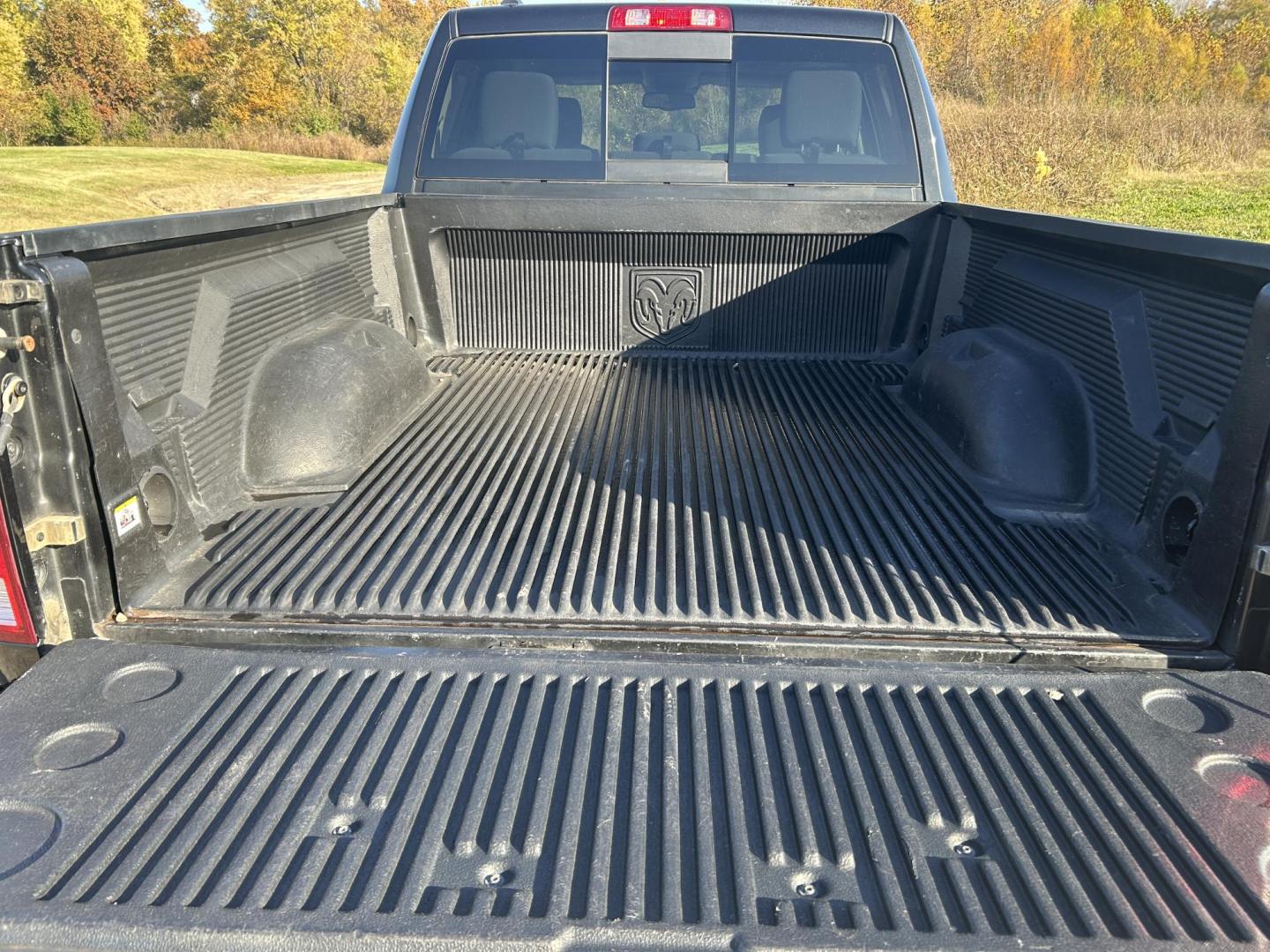 2017 BLACK /Gray RAM 1500 Big Horn Crew Cab LWB 4WD (1C6RR7TTXHS) with an 5.7L V8 OHV 16V engine, Automatic transmission, located at 506 S. Kingshighway, Cape Girardeau, MO, 63703, (573) 235-5000, 37.294991, -89.553635 - 2017 Ram 1500 Big Horn Only 53xxx miles 4x4 5.7L V8 Automatic Navigation Backup Camera Power Driver Seat Bluetooth Remote Start Cruise Power Windows/Locks/Mirrors We have financing available and we accept trades! Fill out a credit application on our website or come by today! If you have - Photo#23