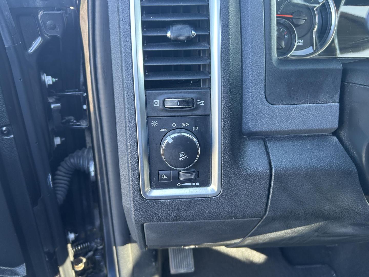 2017 BLACK /Gray RAM 1500 Big Horn Crew Cab LWB 4WD (1C6RR7TTXHS) with an 5.7L V8 OHV 16V engine, Automatic transmission, located at 506 S. Kingshighway, Cape Girardeau, MO, 63703, (573) 235-5000, 37.294991, -89.553635 - 2017 Ram 1500 Big Horn Only 53xxx miles 4x4 5.7L V8 Automatic Navigation Backup Camera Power Driver Seat Bluetooth Remote Start Cruise Power Windows/Locks/Mirrors We have financing available and we accept trades! Fill out a credit application on our website or come by today! If you have - Photo#26