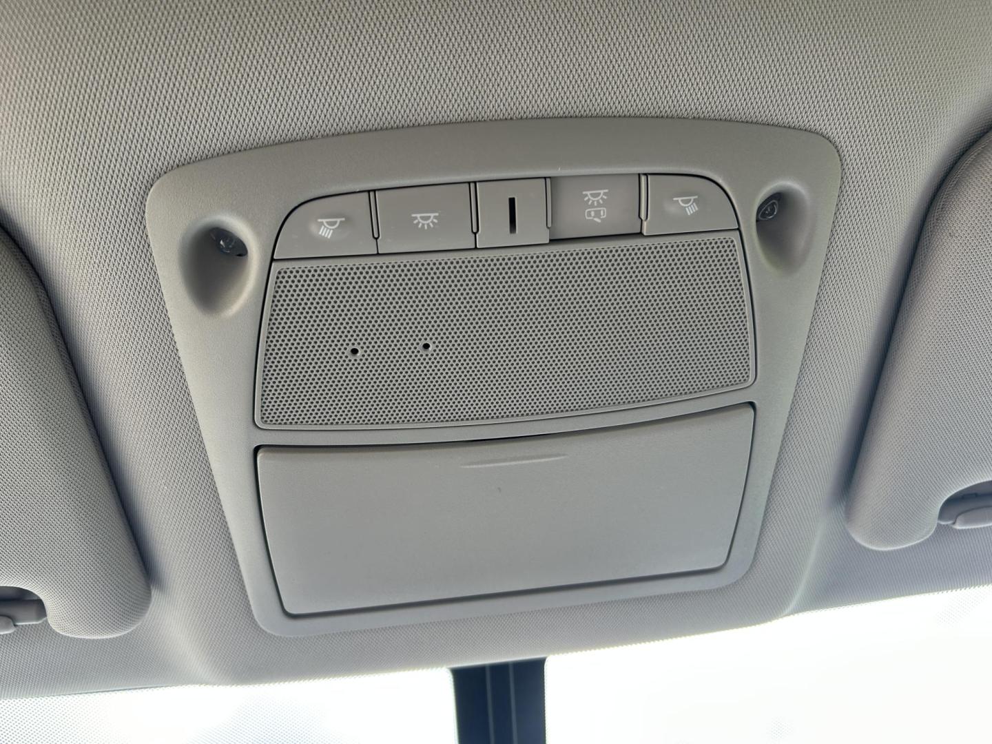 2019 WHITE /Black Nissan Pathfinder Platinum 2WD (5N1DR2MN2KC) with an 3.5L V6 DOHC 24V engine, CVT transmission, located at 506 S. Kingshighway, Cape Girardeau, MO, 63703, (573) 235-5000, 37.294991, -89.553635 - 2019 Nissan SV Rock Creek Edition Only 57xxx miles Front Wheel Drive 3.5L V6 Automatic Leather 3rd Row Navigation Rear Entertainment Power/Heated/Cooled Seats Heated Rear Seats Heated Steering Wheel Backup Camera Sunroof Bluetooth Remote Start Cruise Power Windows/Locks/Mirrors We - Photo#30