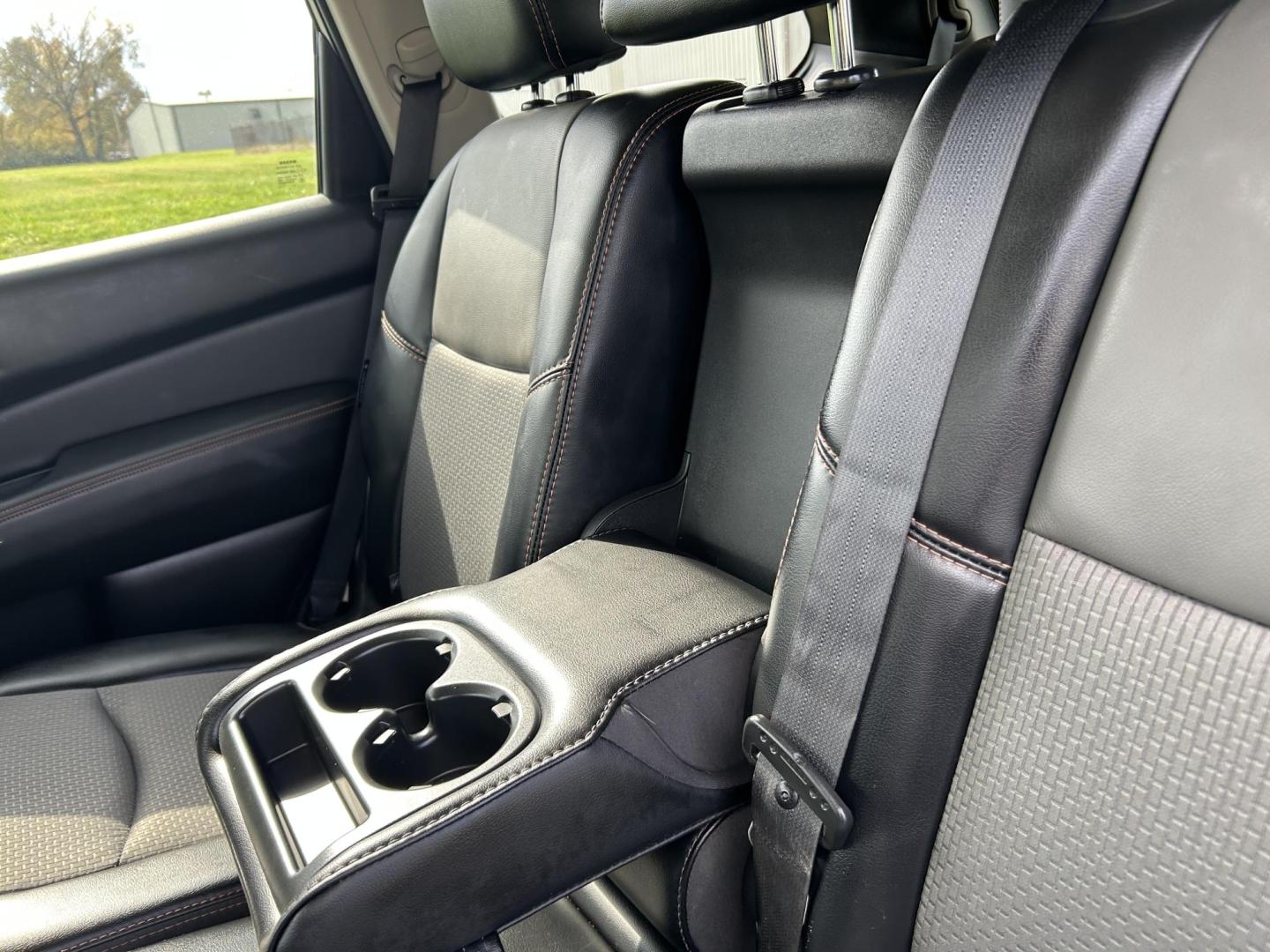 2019 WHITE /Black Nissan Pathfinder Platinum 2WD (5N1DR2MN2KC) with an 3.5L V6 DOHC 24V engine, CVT transmission, located at 506 S. Kingshighway, Cape Girardeau, MO, 63703, (573) 235-5000, 37.294991, -89.553635 - 2019 Nissan SV Rock Creek Edition Only 57xxx miles Front Wheel Drive 3.5L V6 Automatic Leather 3rd Row Navigation Rear Entertainment Power/Heated/Cooled Seats Heated Rear Seats Heated Steering Wheel Backup Camera Sunroof Bluetooth Remote Start Cruise Power Windows/Locks/Mirrors We - Photo#17