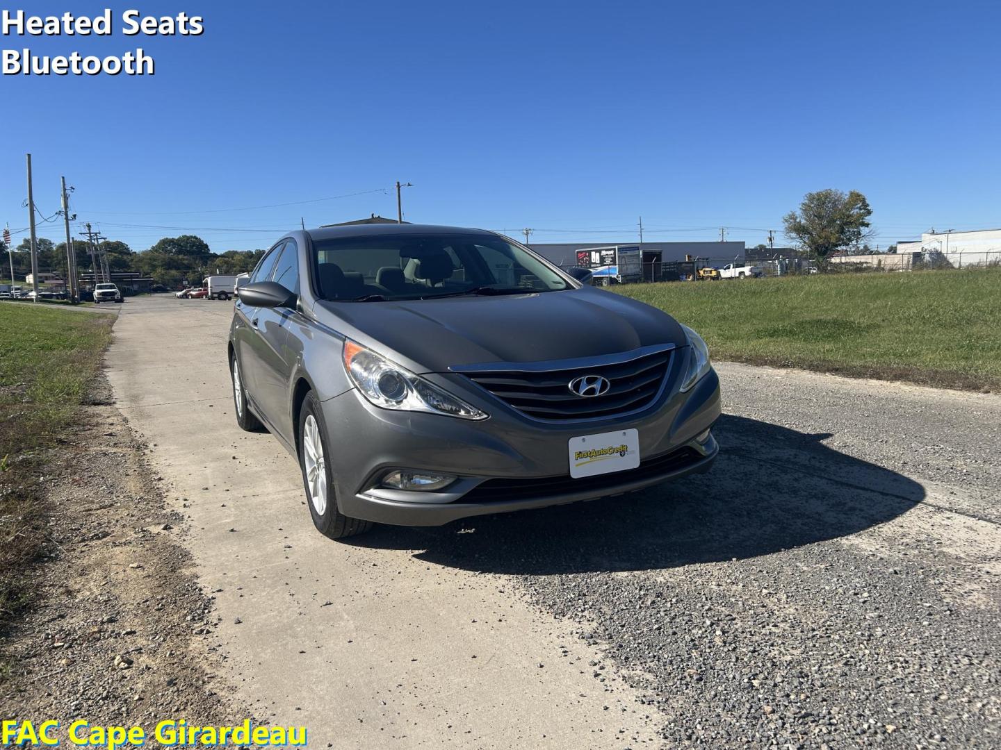 2013 GRAY /Gray Hyundai Sonata GLS (5NPEB4AC2DH) with an 2.4L L4 DOHC 16V engine, Automatic transmission, located at 506 S. Kingshighway, Cape Girardeau, MO, 63703, (573) 235-5000, 37.294991, -89.553635 - 2013 Hyundai Sonata GLS 126xxx miles Front Wheel Drive 2.4L 4 Cyl. Automatic Cruise Bluetooth Power Windows/Locks/Mirrors We have financing available and we accept trades! Fill out a credit application on our website or come by today! If you have any questions, give us a call at (573) 235-5 - Photo#0