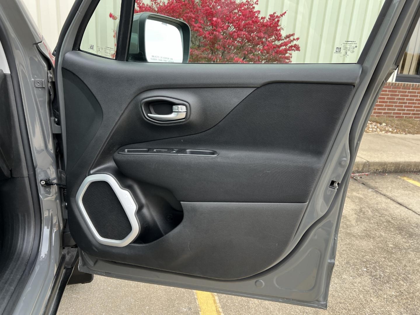 2020 GRAY /Black Cloth Jeep Renegade Latitude 4WD (ZACNJBBB1LP) with an 2.4L 4 Cyl. engine, Automatic transmission, located at 2990 Old Orchard Rd., Jackson, MO, 63755, 37.354214, -89.612106 - 2020 Jeep Renegade Latitude 1-Owner 78xxx miles 4 Wheel Drive 2.4L 4 Cyl. Automatic Backup Camera Heated Seats Heated Steering Wheel Bluetooth Remote Start Cruise Power Windows/Locks/Mirrors We have financing available and we accept trades! Fill out a credit application on our website o - Photo#15